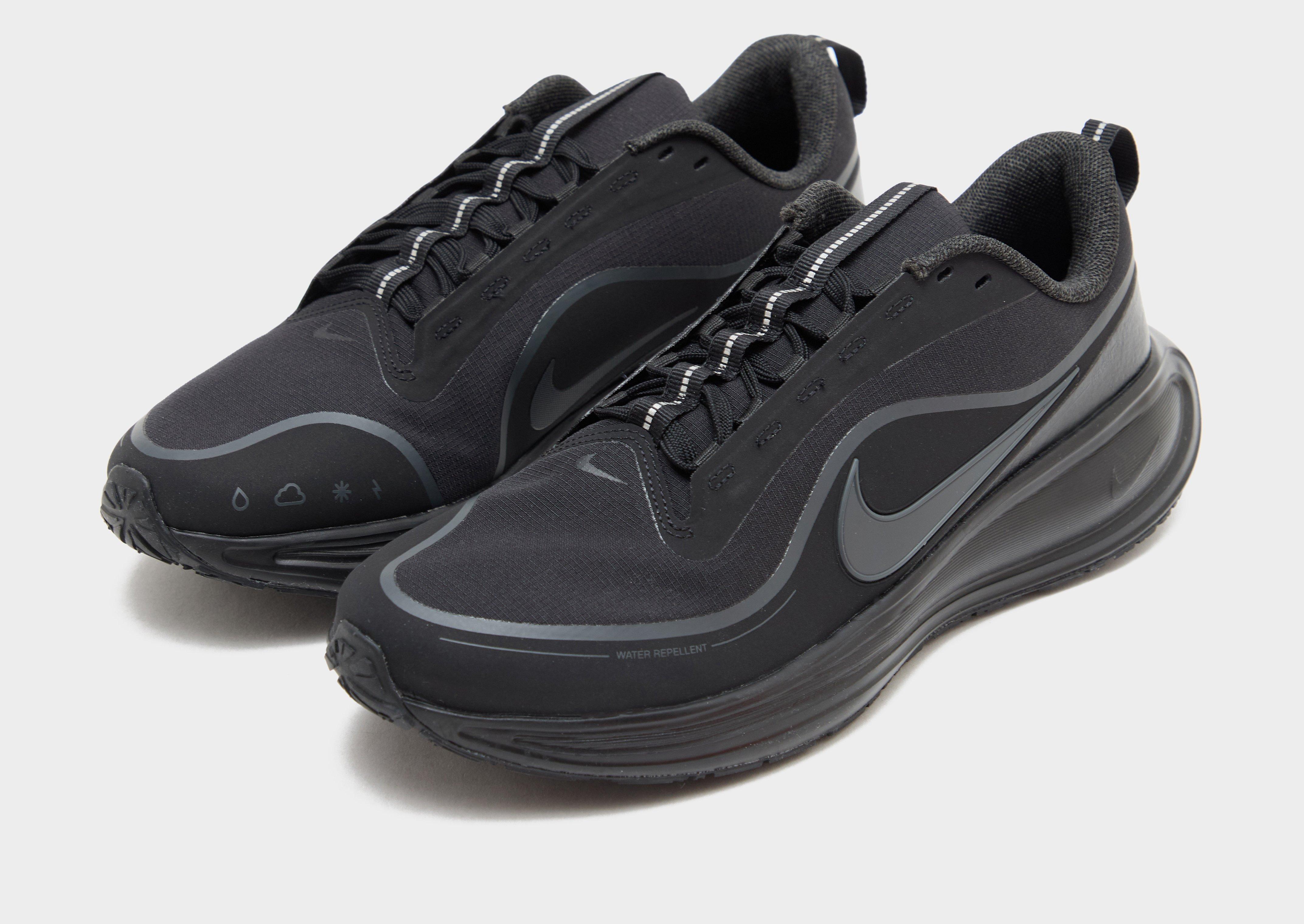 Nike Revolution 8 Utility
