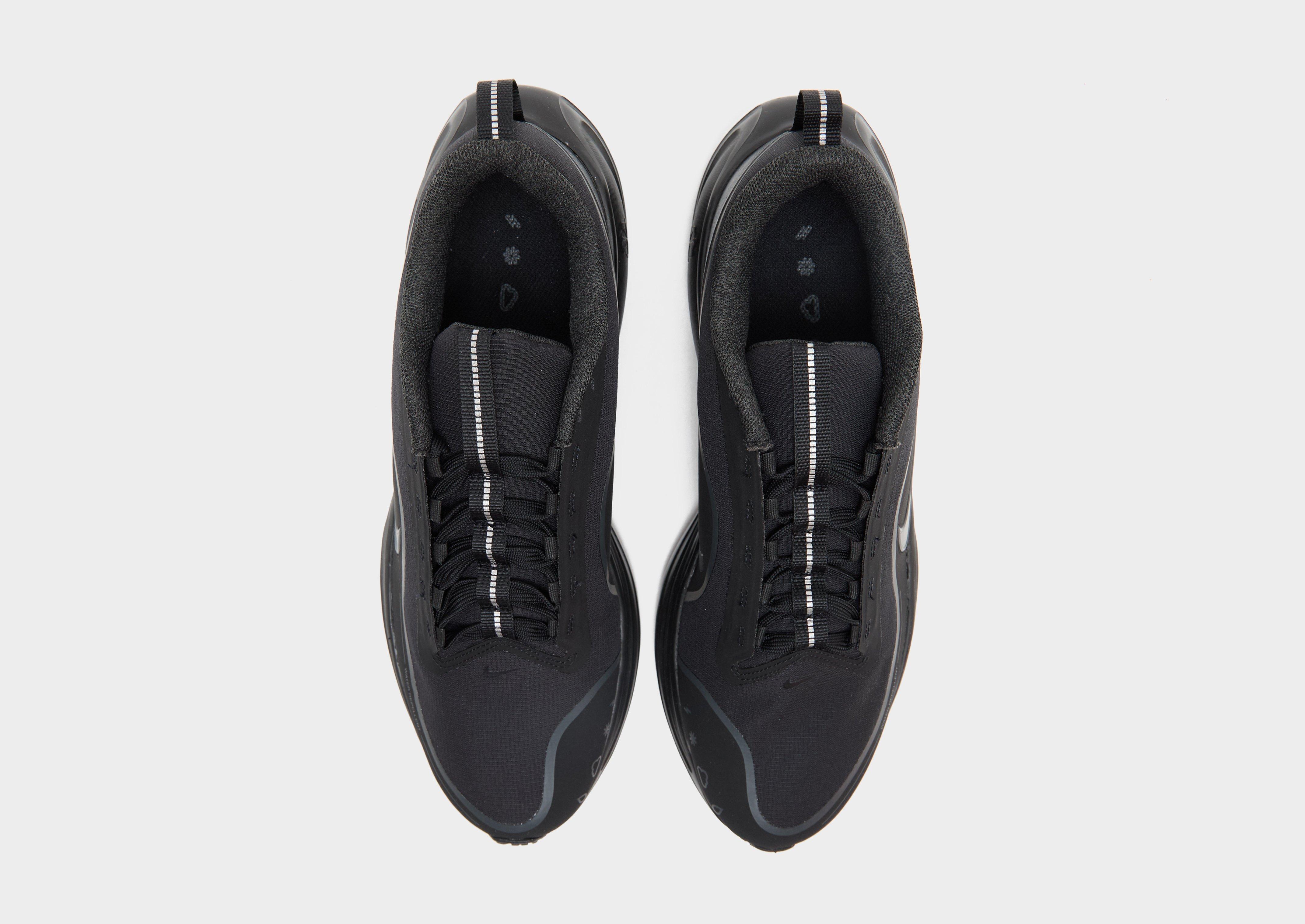 Nike Revolution 8 Utility