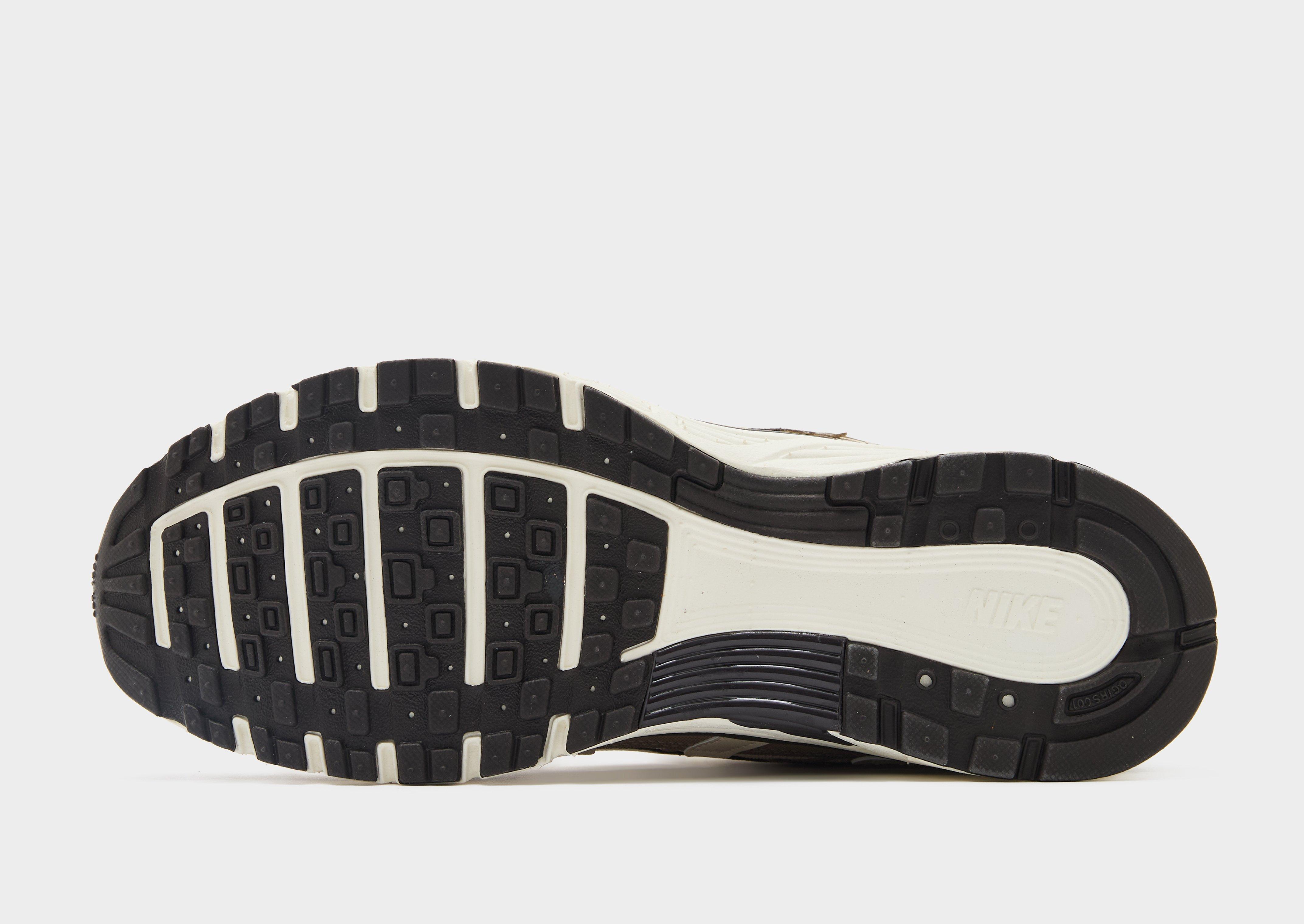 Nike P-6000