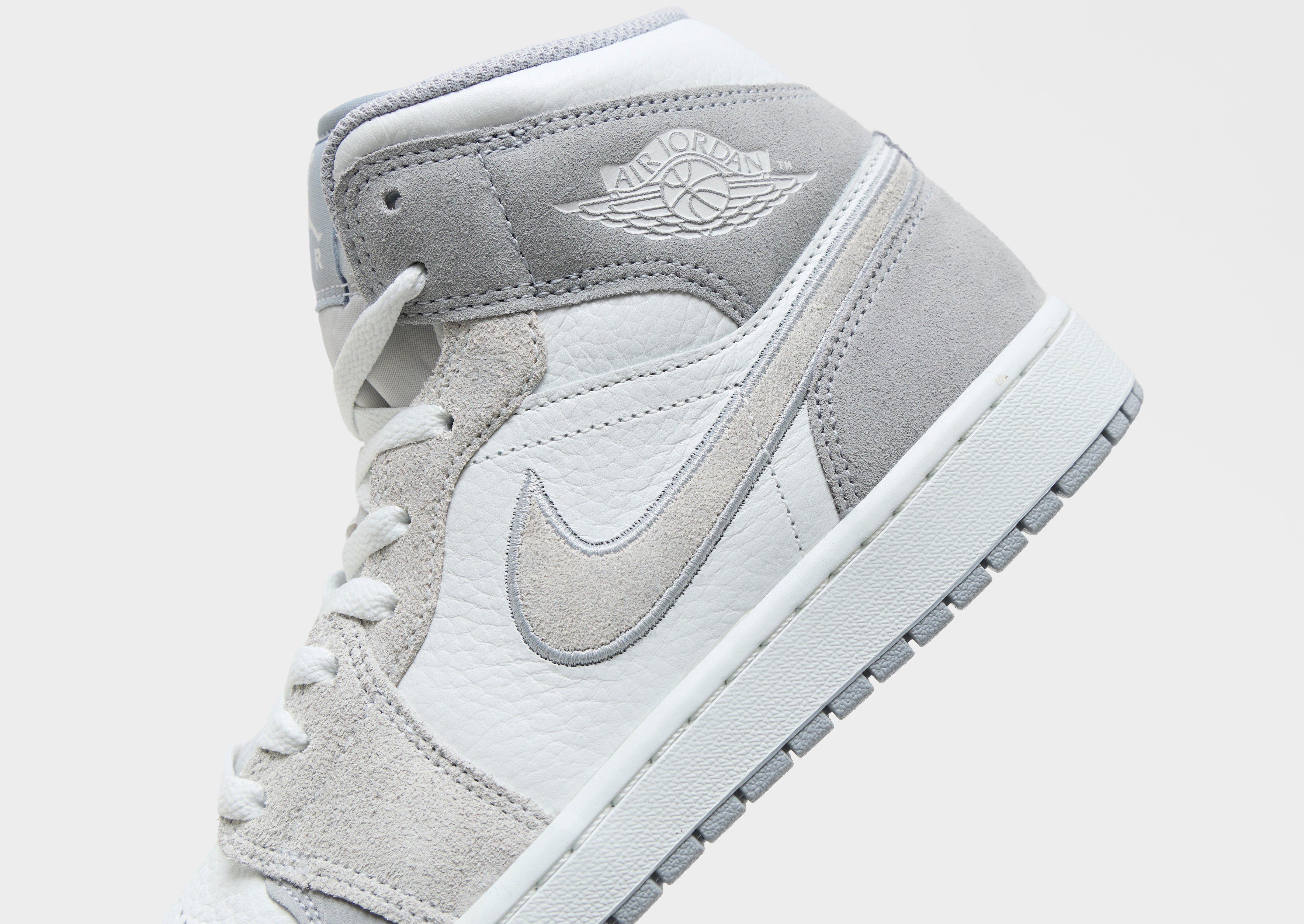 Jordan Air 1 Mid
