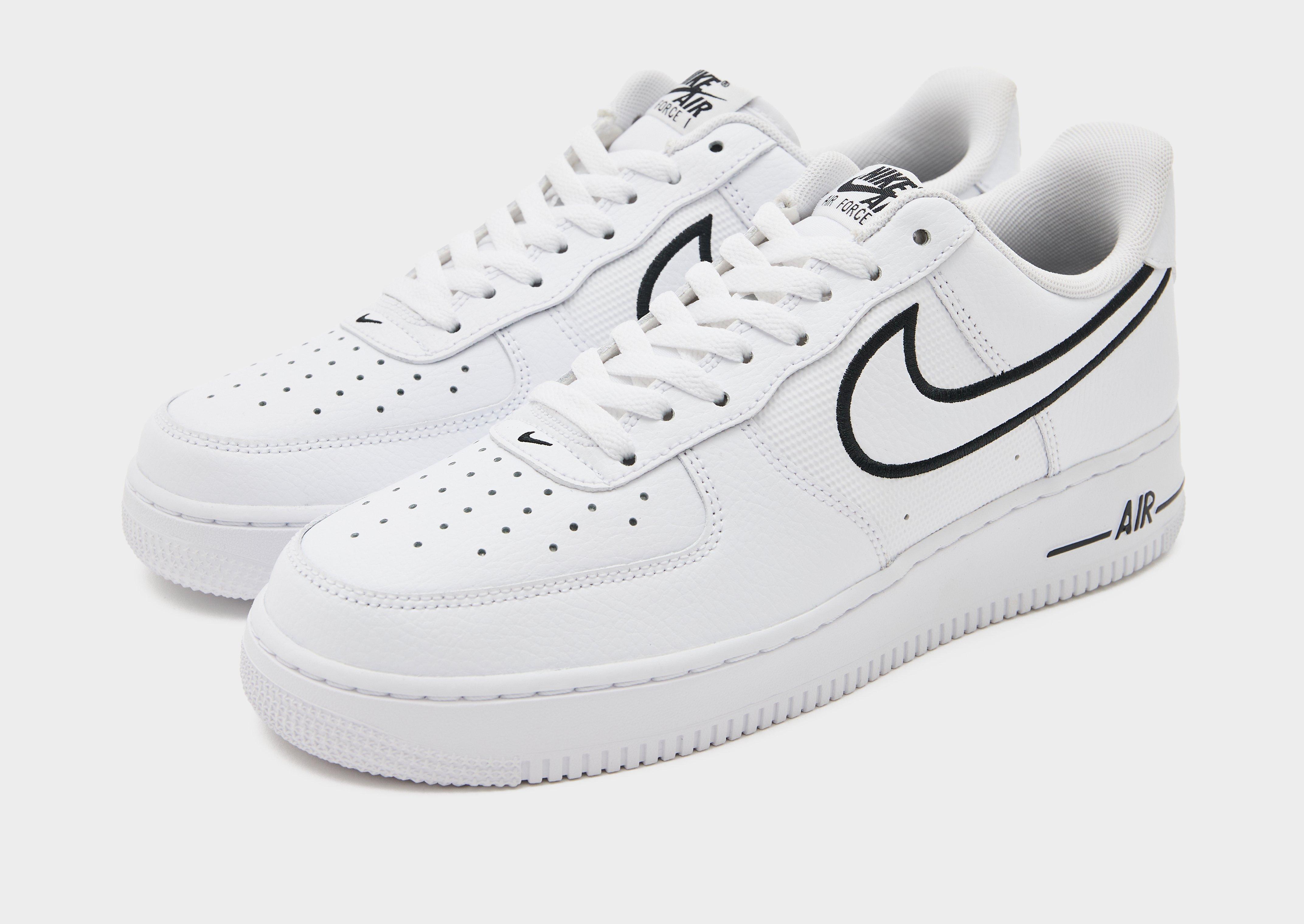 Nike Air Force 1 '07 LV8