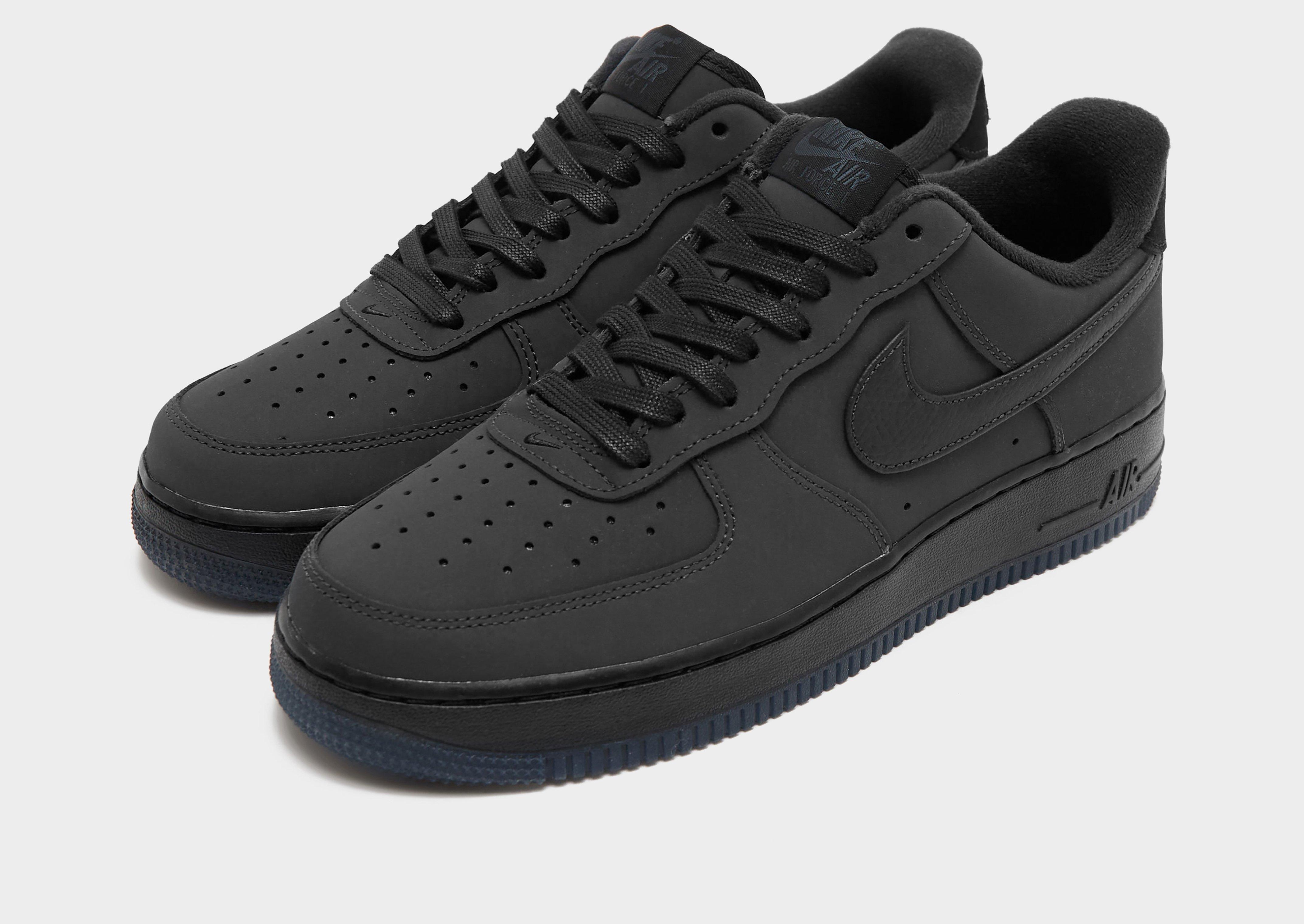 Nike Air Force 1 '07 LV8