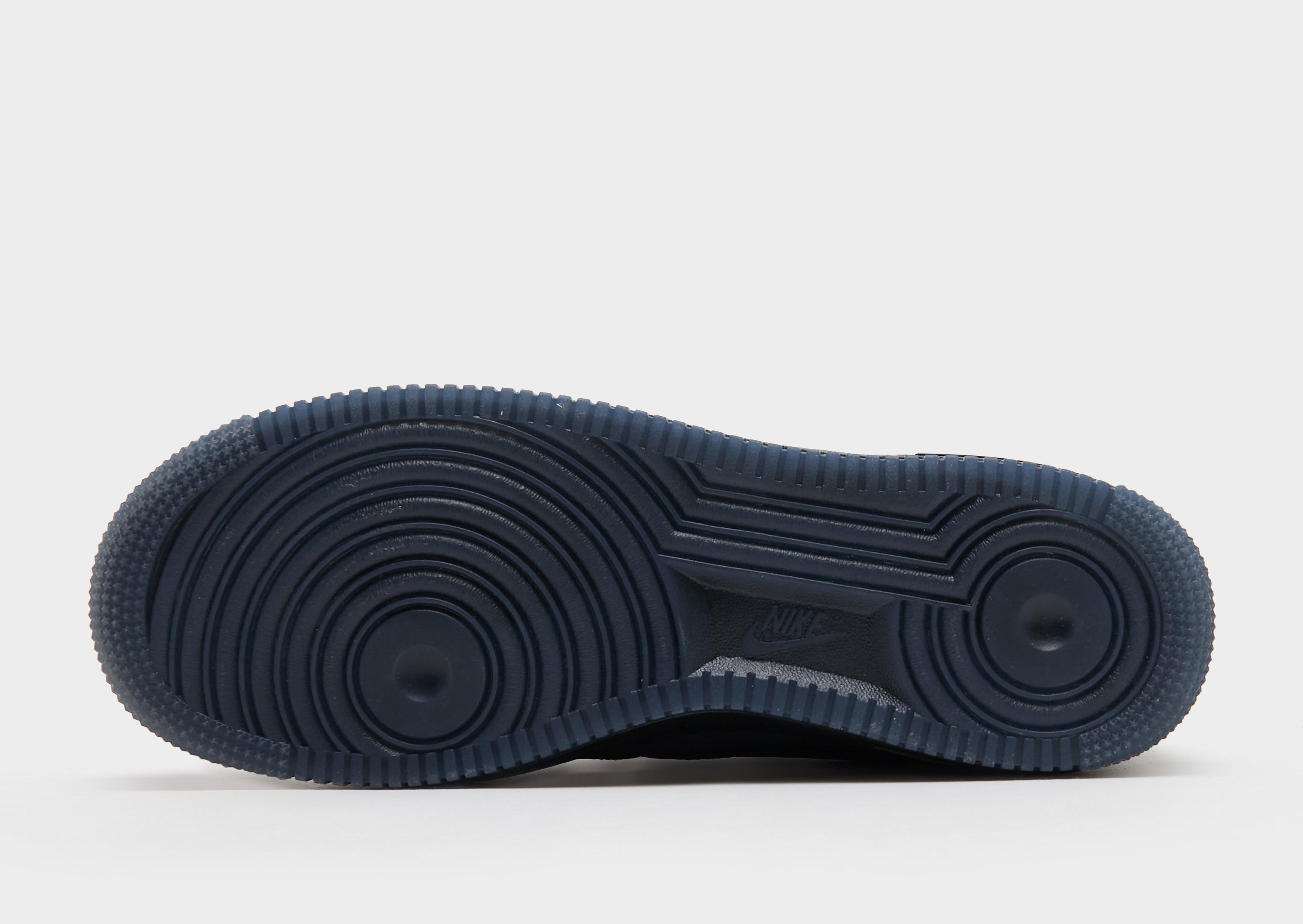 Nike Air Force 1 '07 LV8