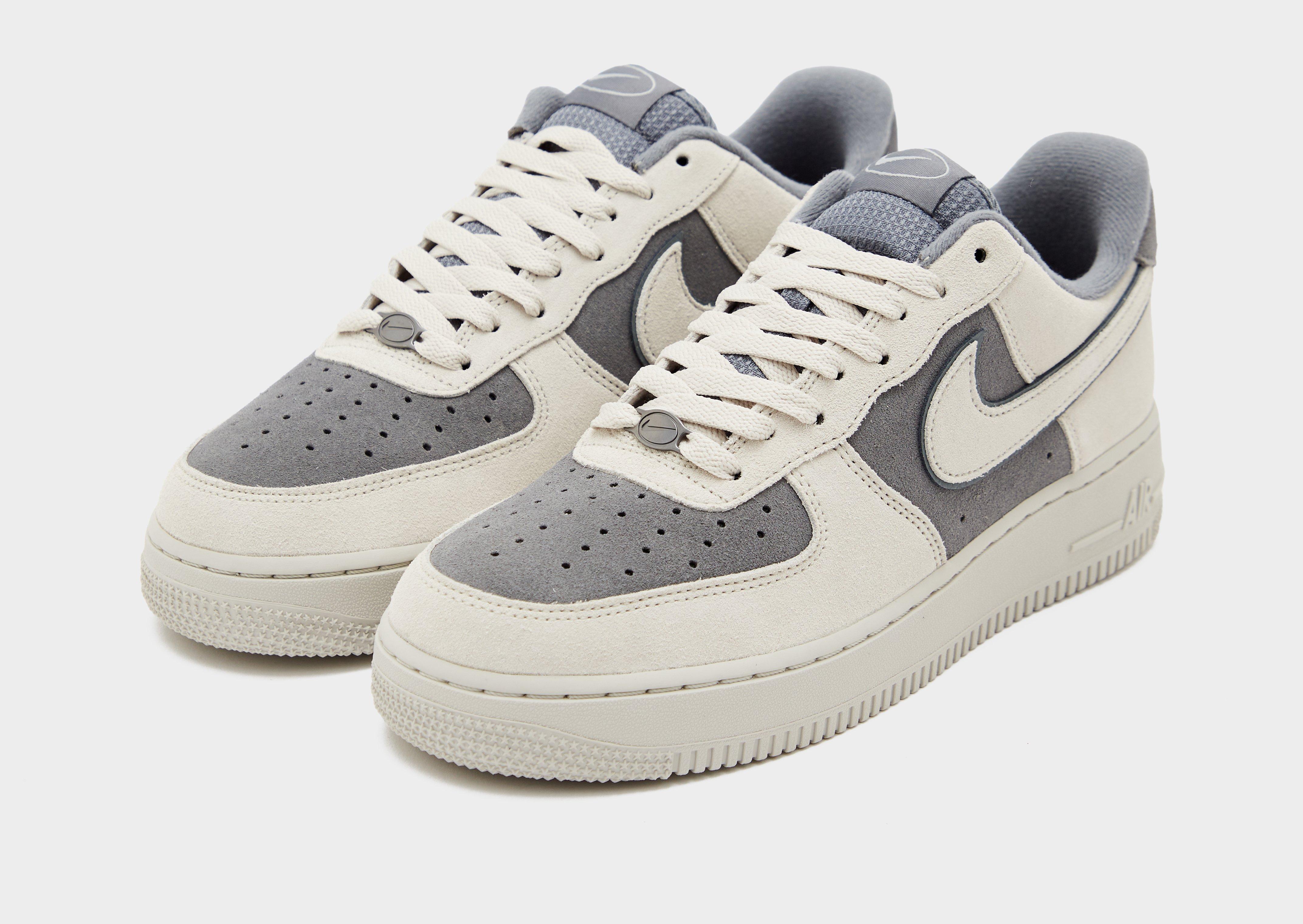 Nike Air Force 1 '07 LV8