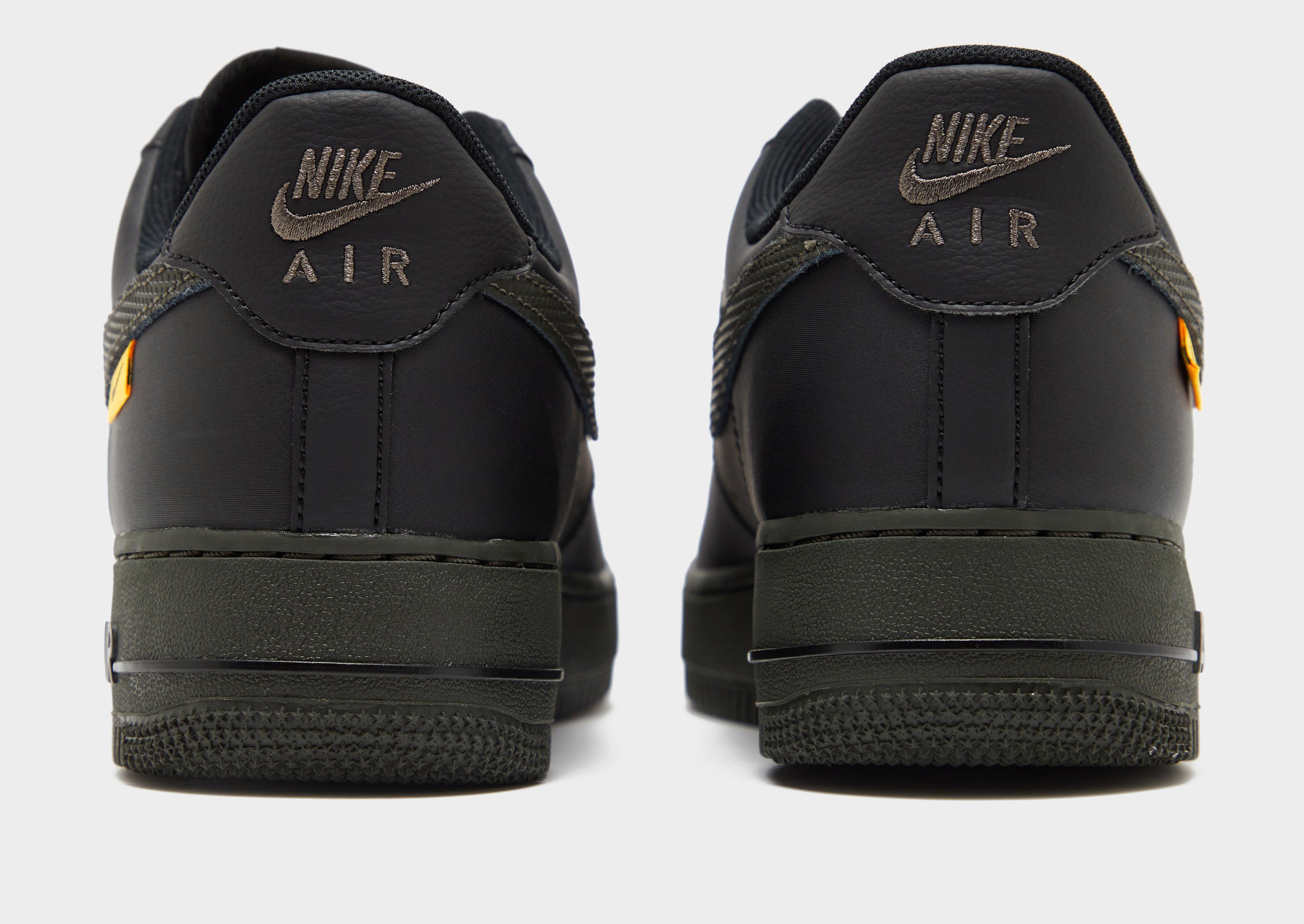 Nike Air Force 1 Tech
