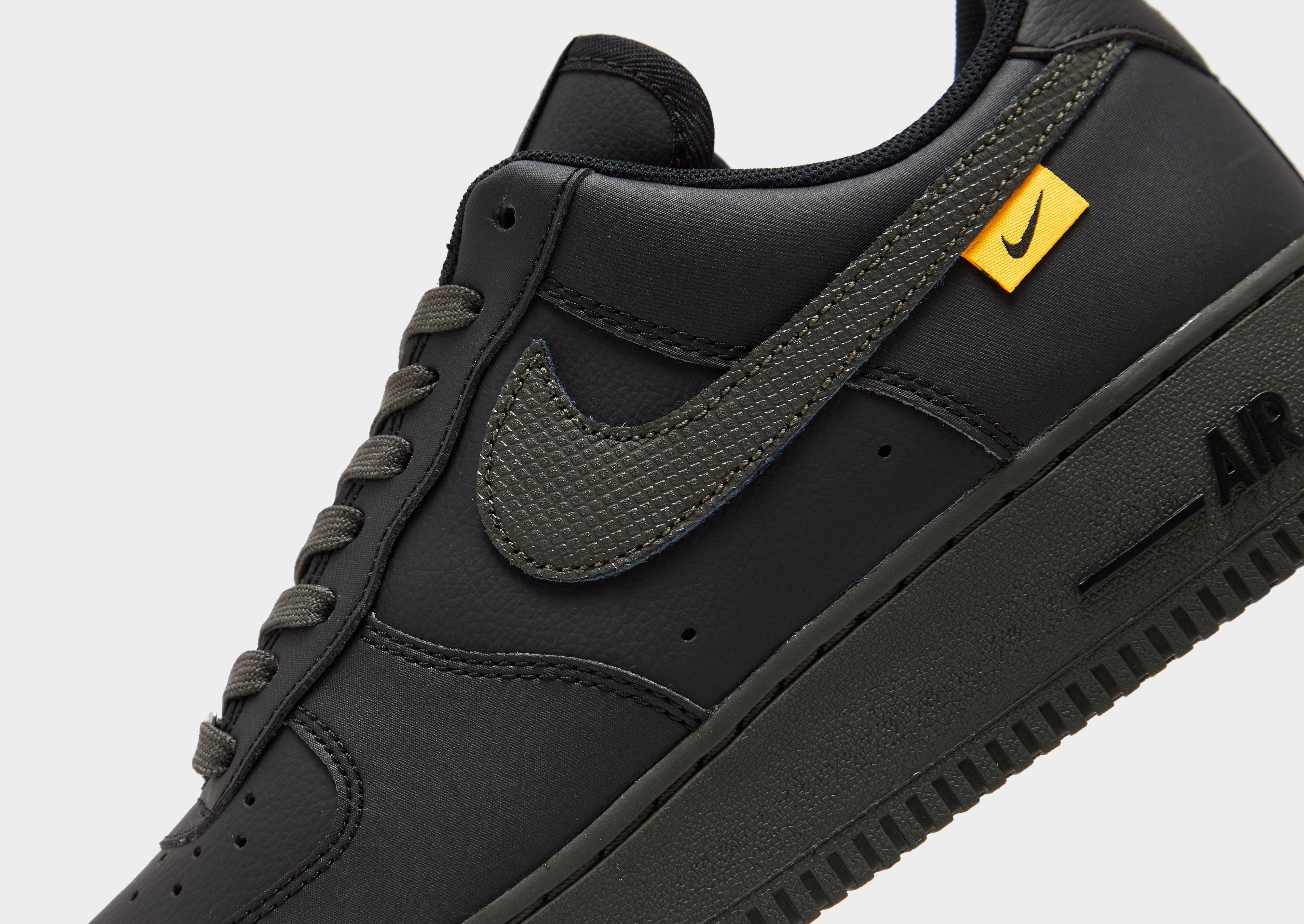 Nike Air Force 1 Tech