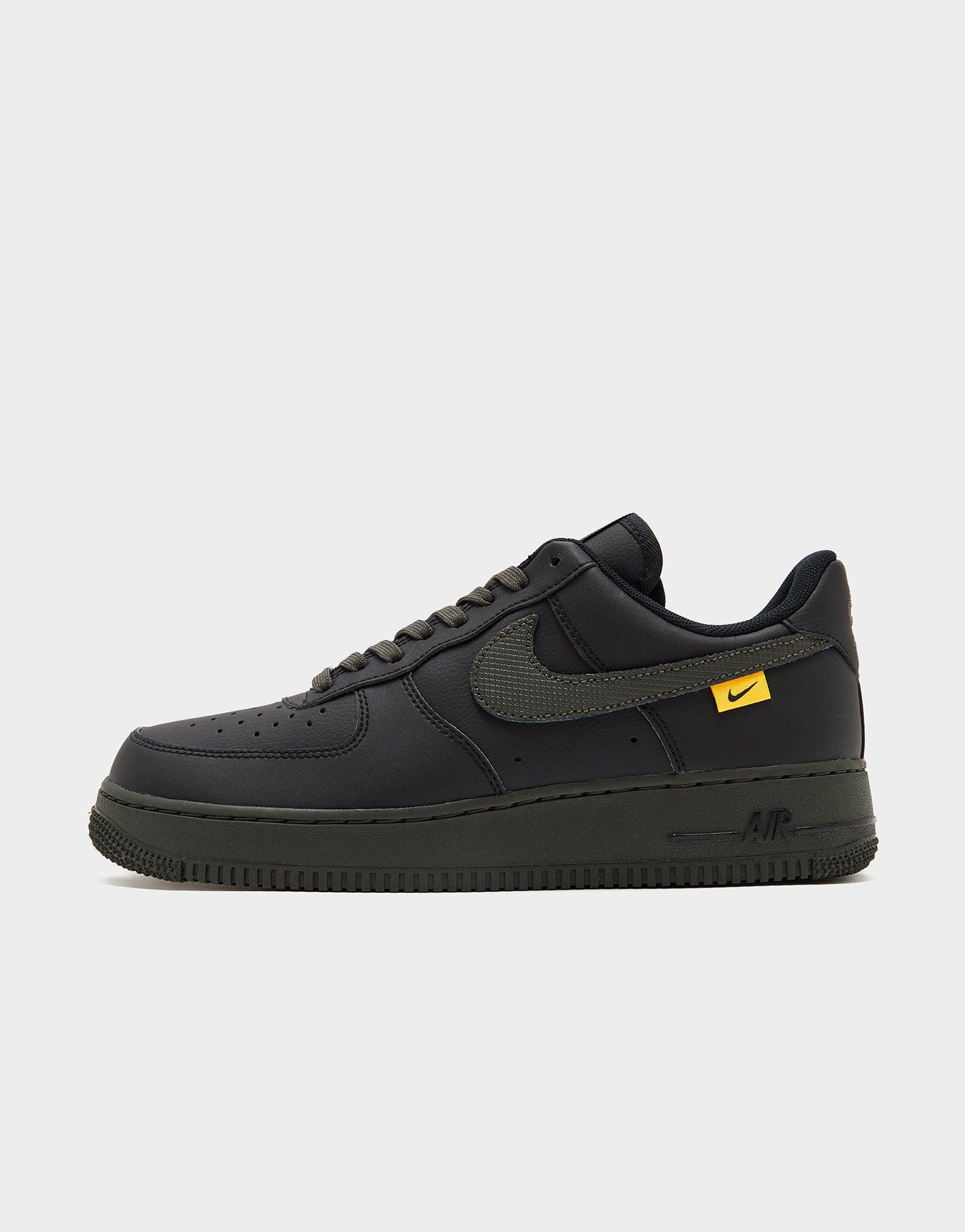 Nike Air Force 1 Tech