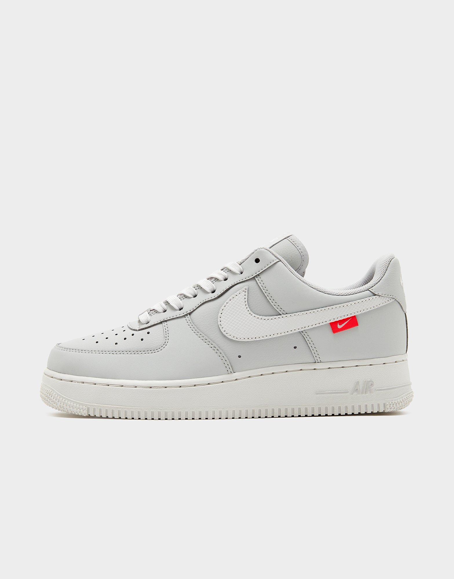 Nike Air Force 1 Tech
