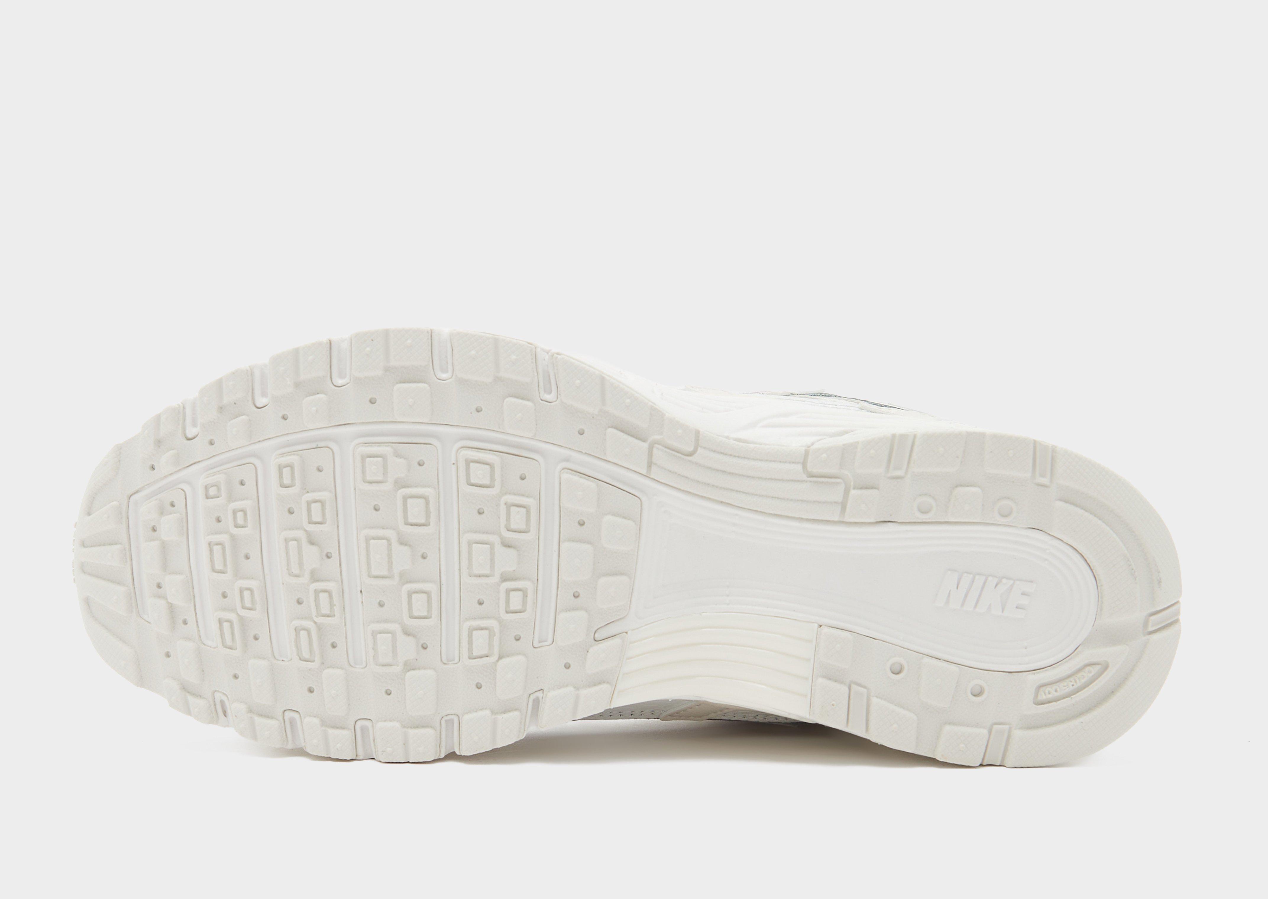 Nike P-6000 Women's