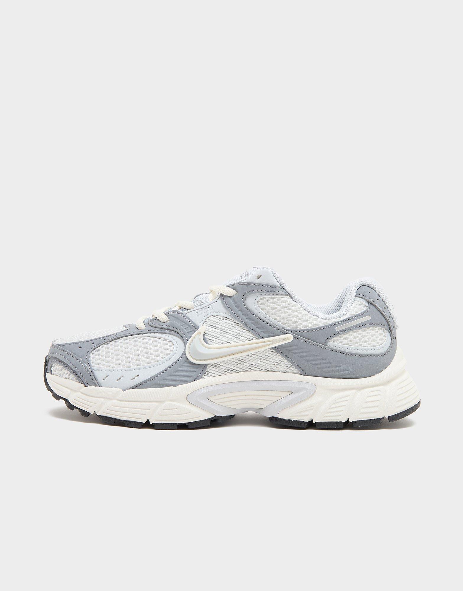 Nike V5 RNR Women's