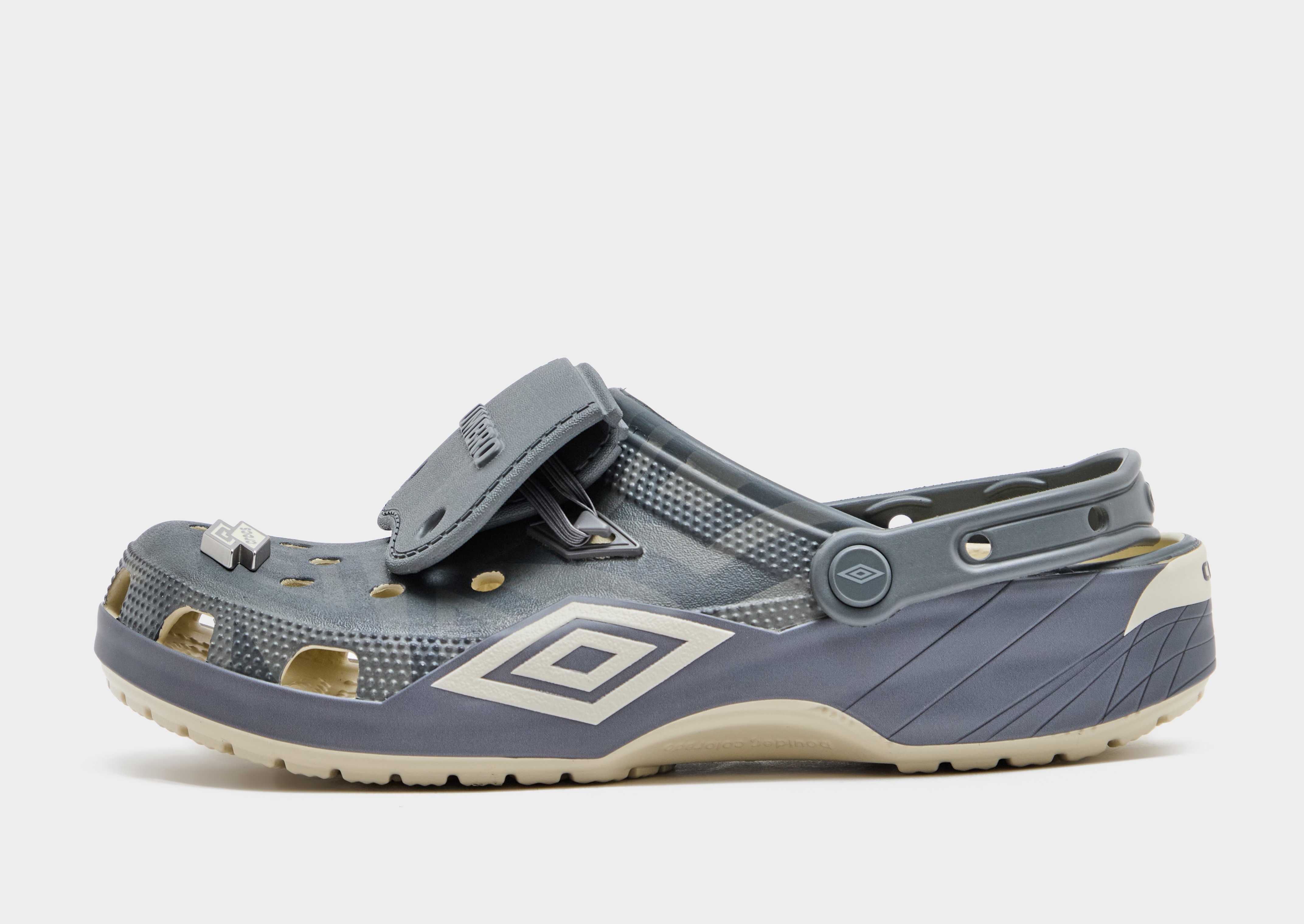 crocs Umbro Classic Clog クロックス アンブロ Grey Crocs x Umbro Classic Clog - JD Sports Global