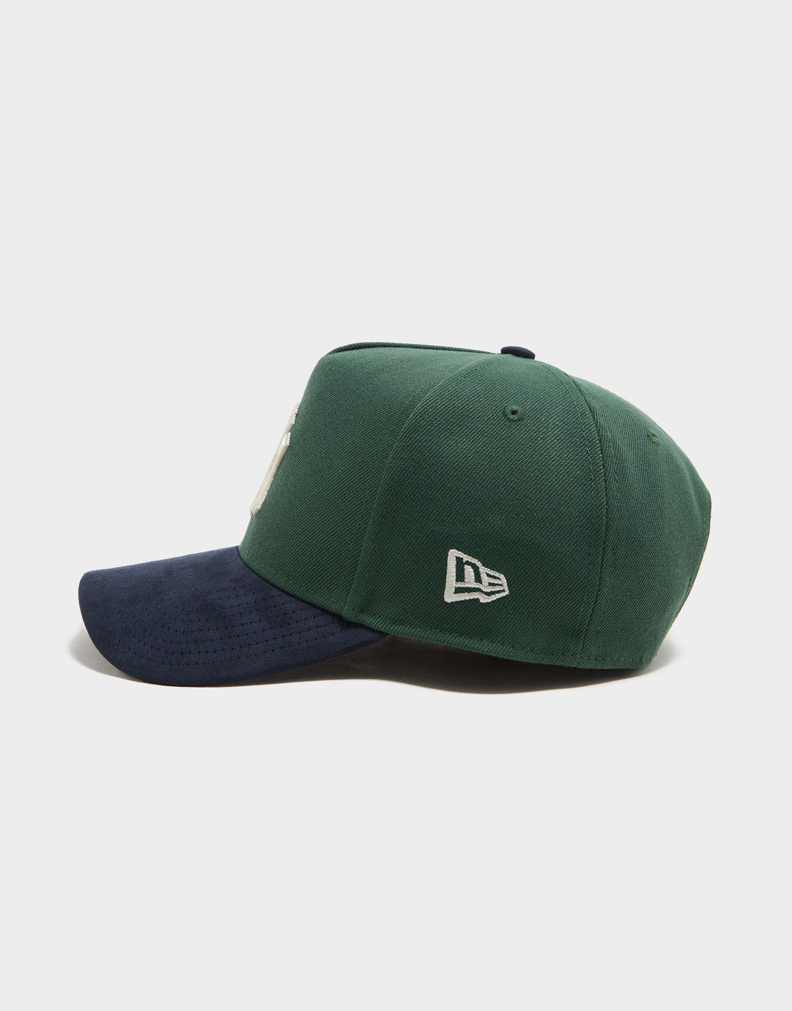New Era MLB New York Yankees Faux Suede 9FORTY E-Frame Cap