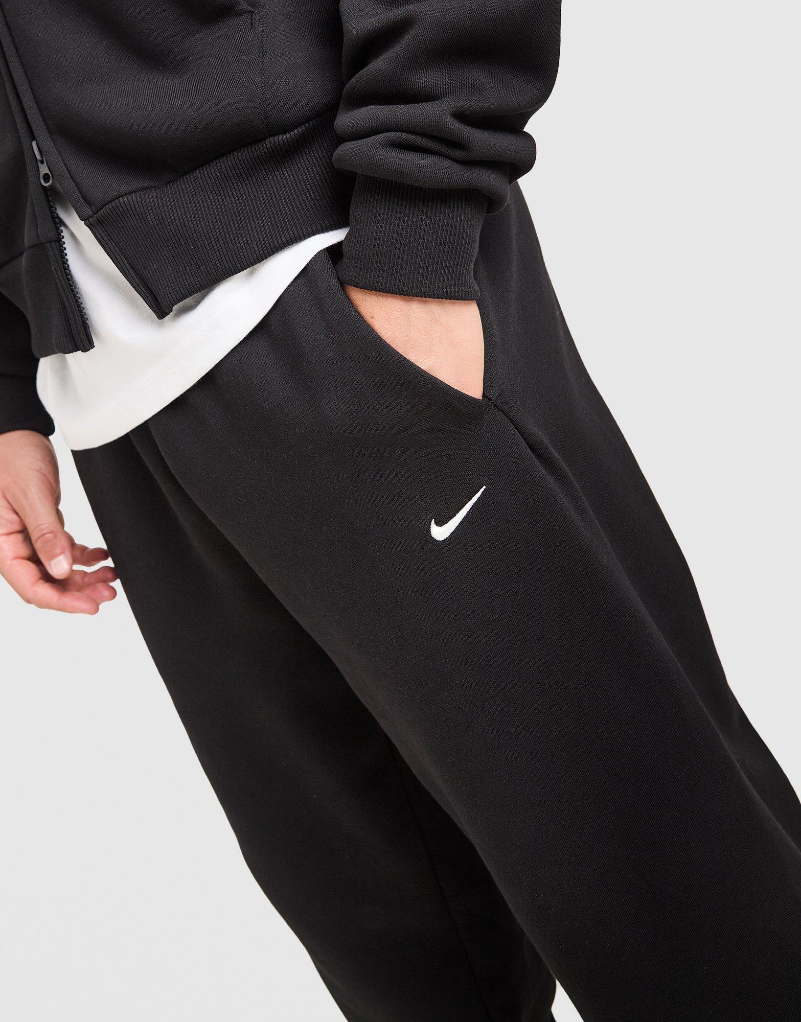 Nike Solo Fleece Cuffed Joggers