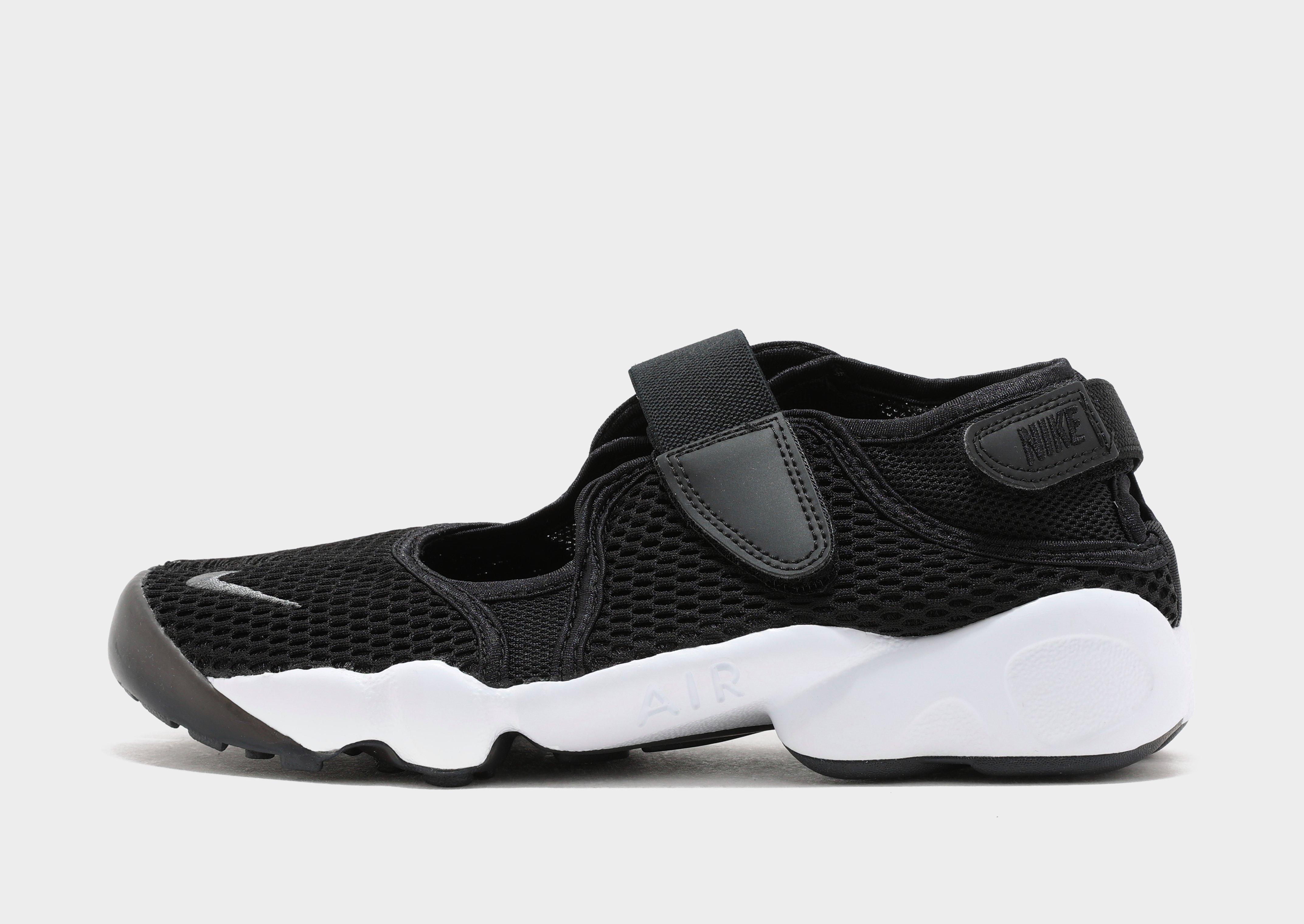 women's nike air rift trainers