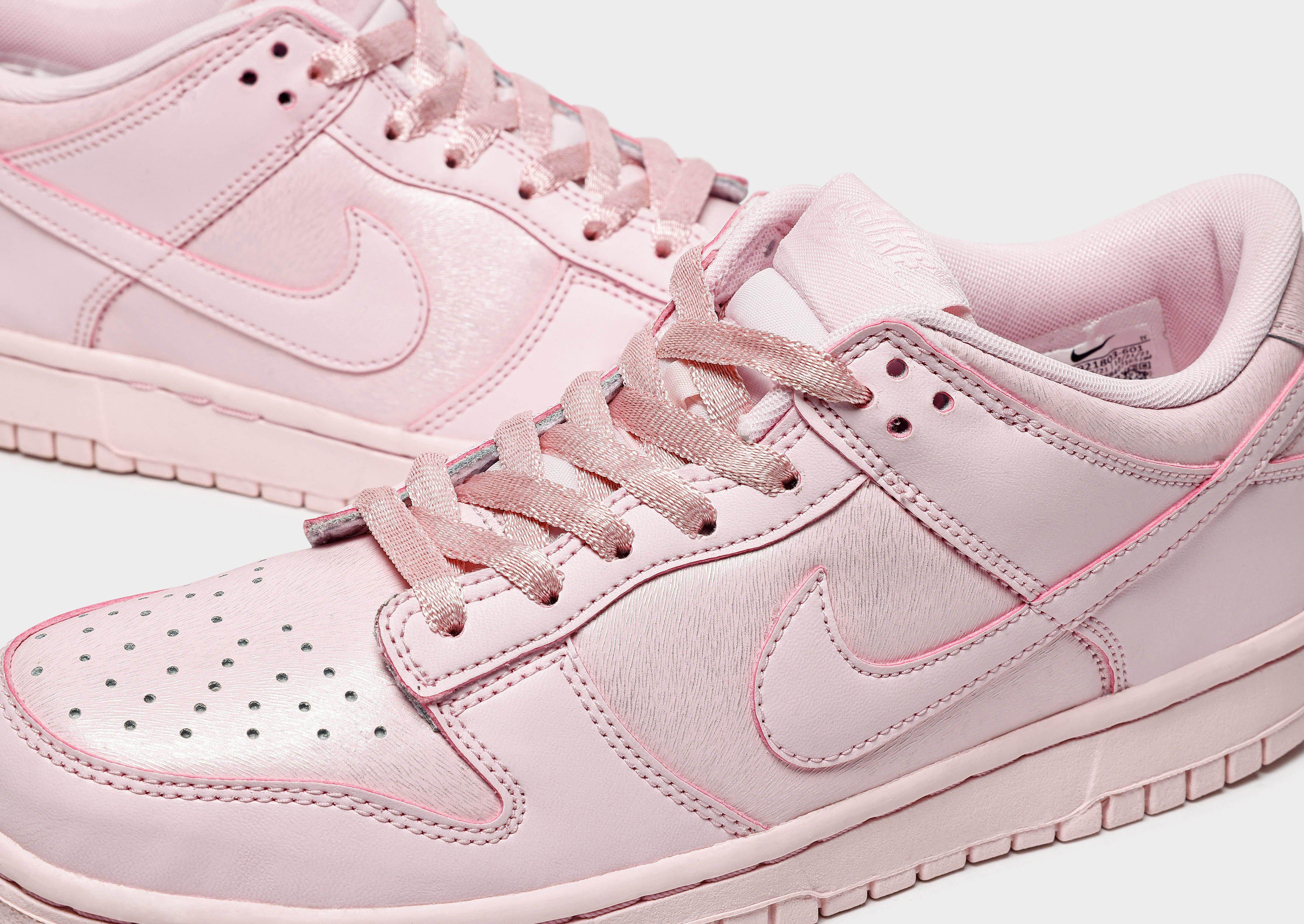 jordan dunk low pink