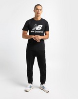 New Balance เสื้อยืดผู้ชาย Essential Stacked Logo