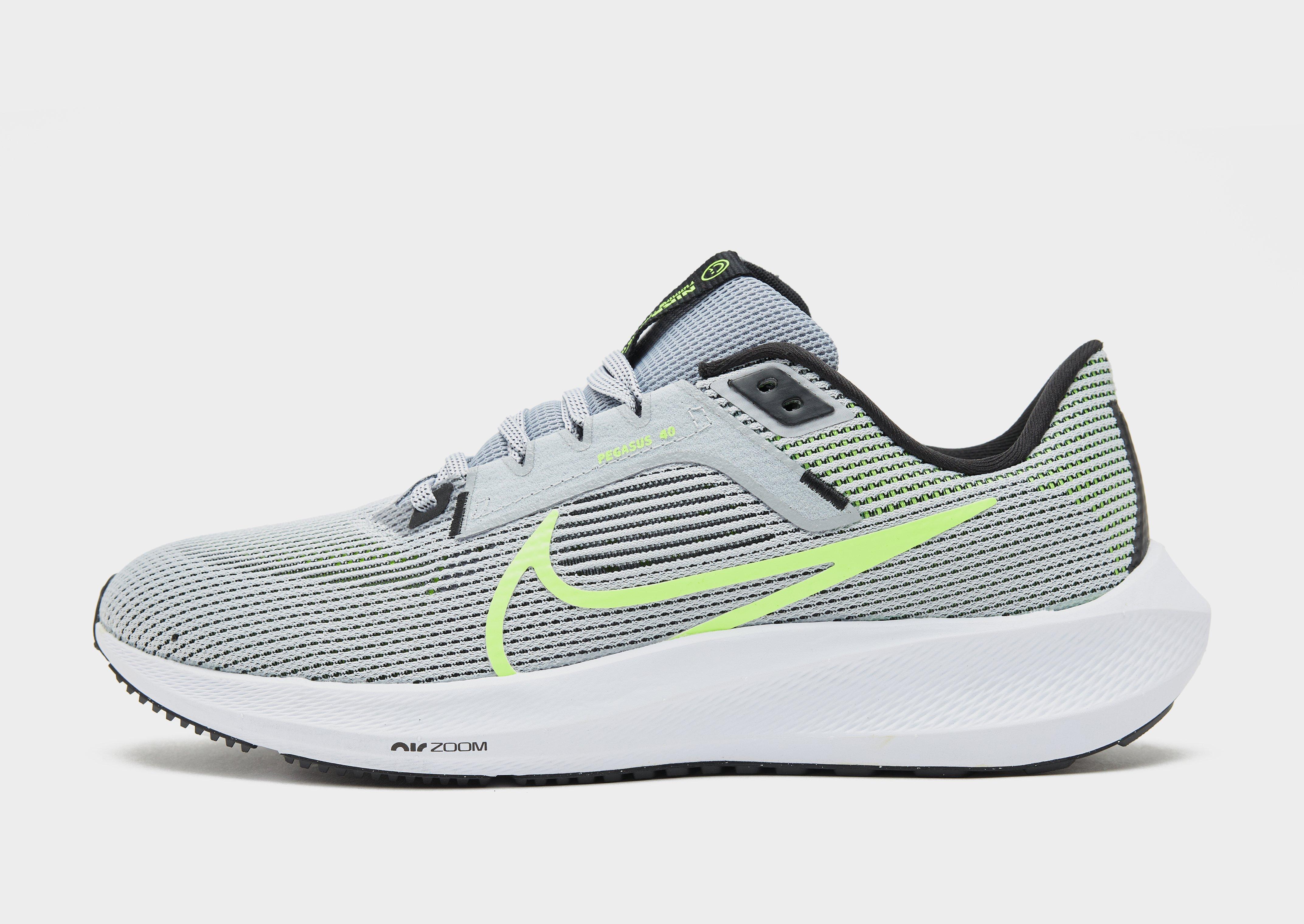 Nike running best sale grey shoes