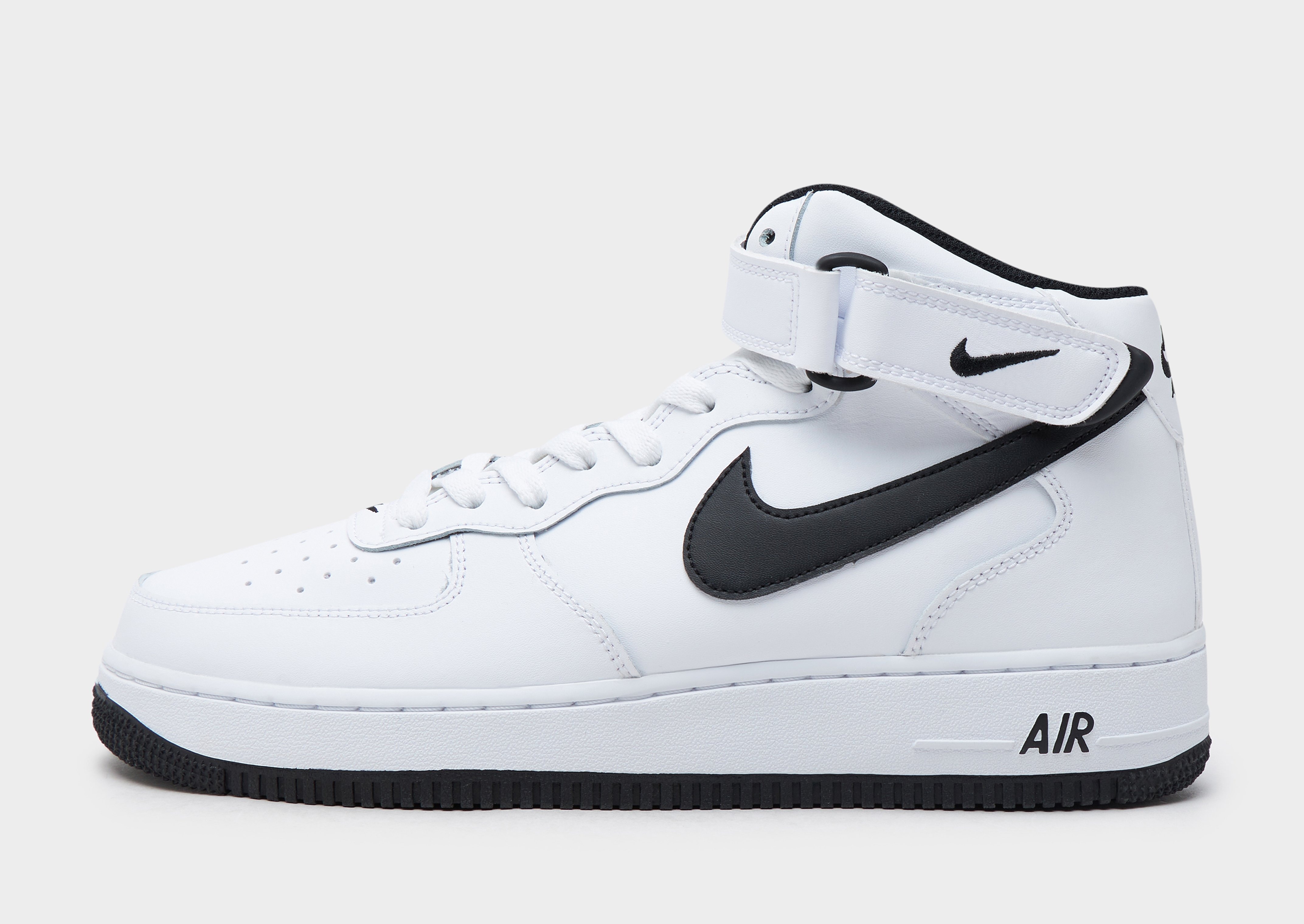 White Nike Air Force 1 Mid - JD Sports NZ