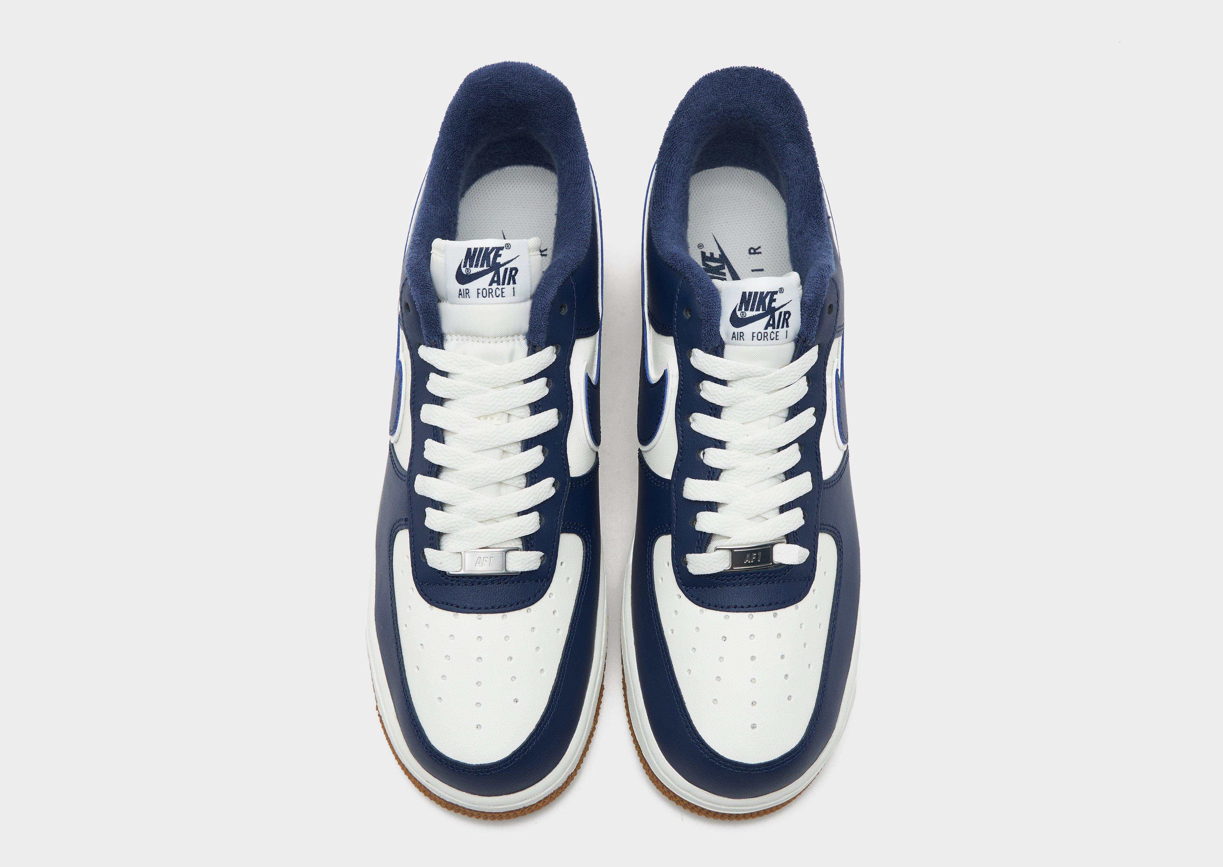 Nike Air Force 1 '07 LV8