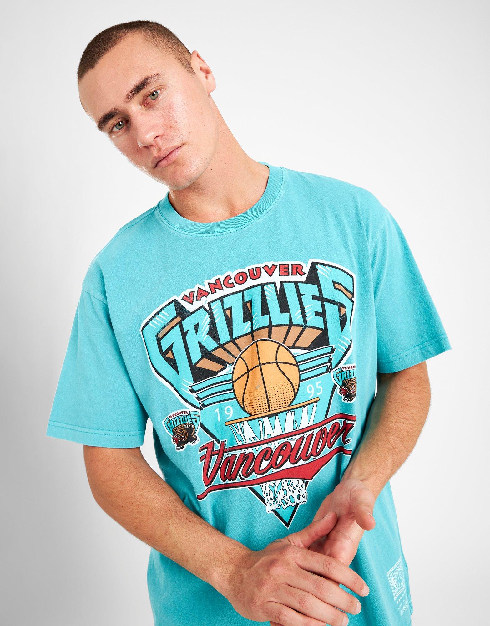 Mitchell & Ness Vancouver Grizzlies T-Shirt - JD Sports NZ