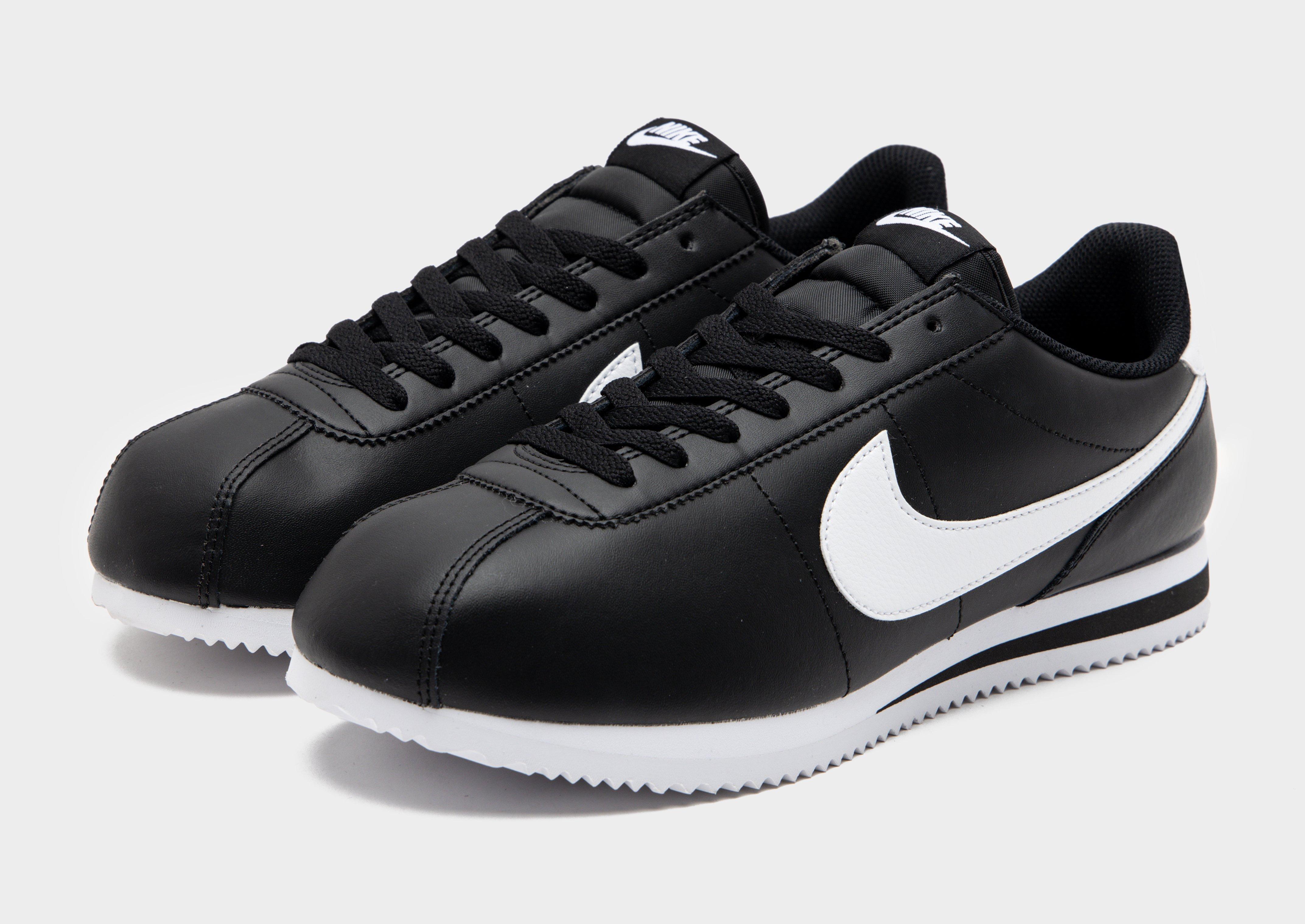 Black best sale nike cortez