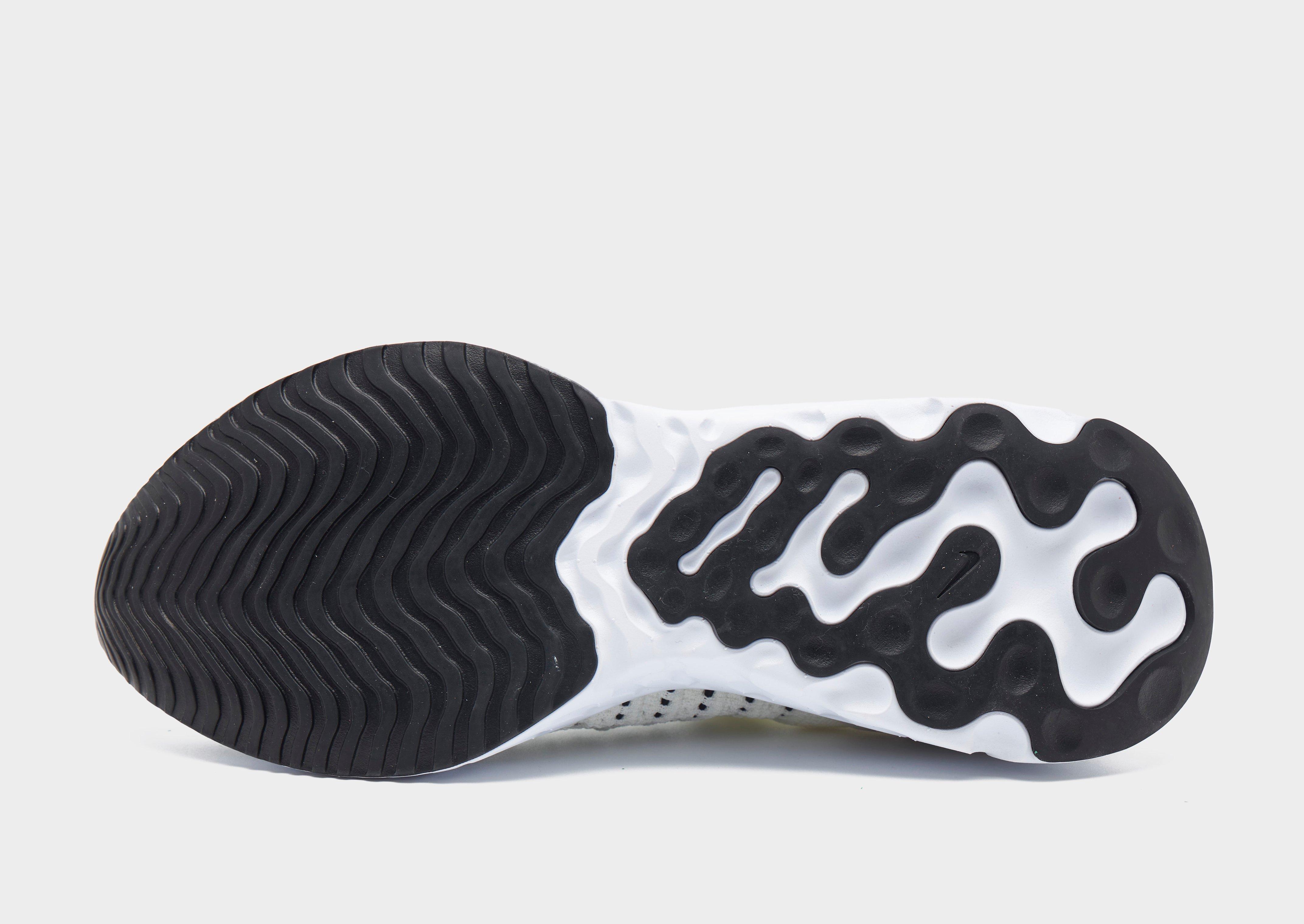 Nike React Phantom Run Flyknit 2