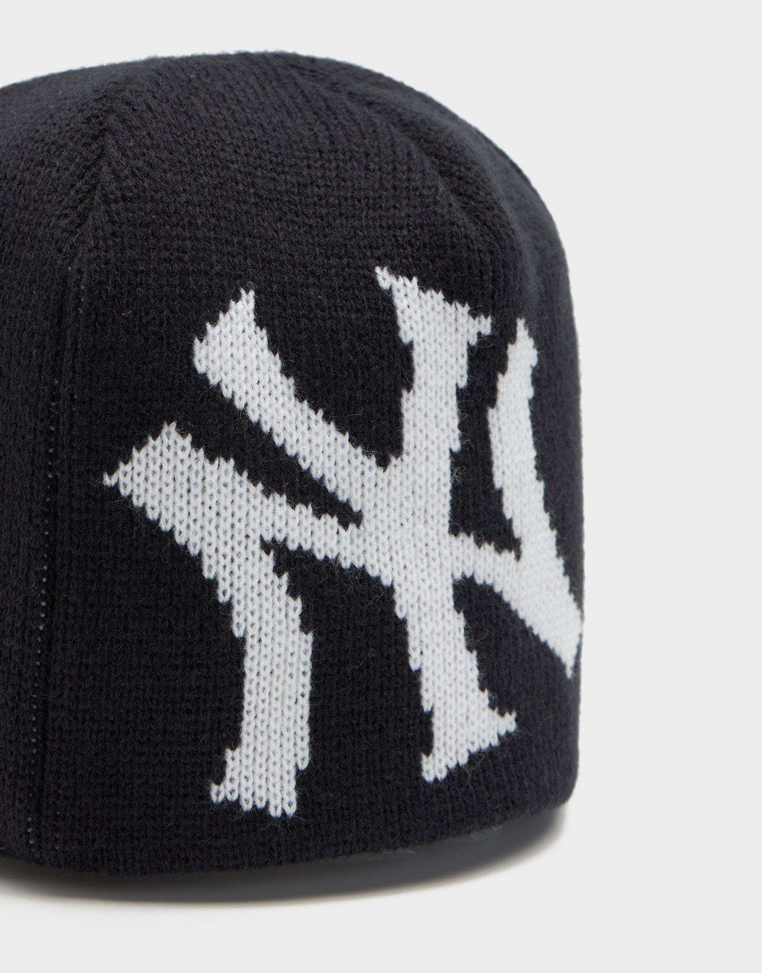 New Era NY Yankees Skull Beanie