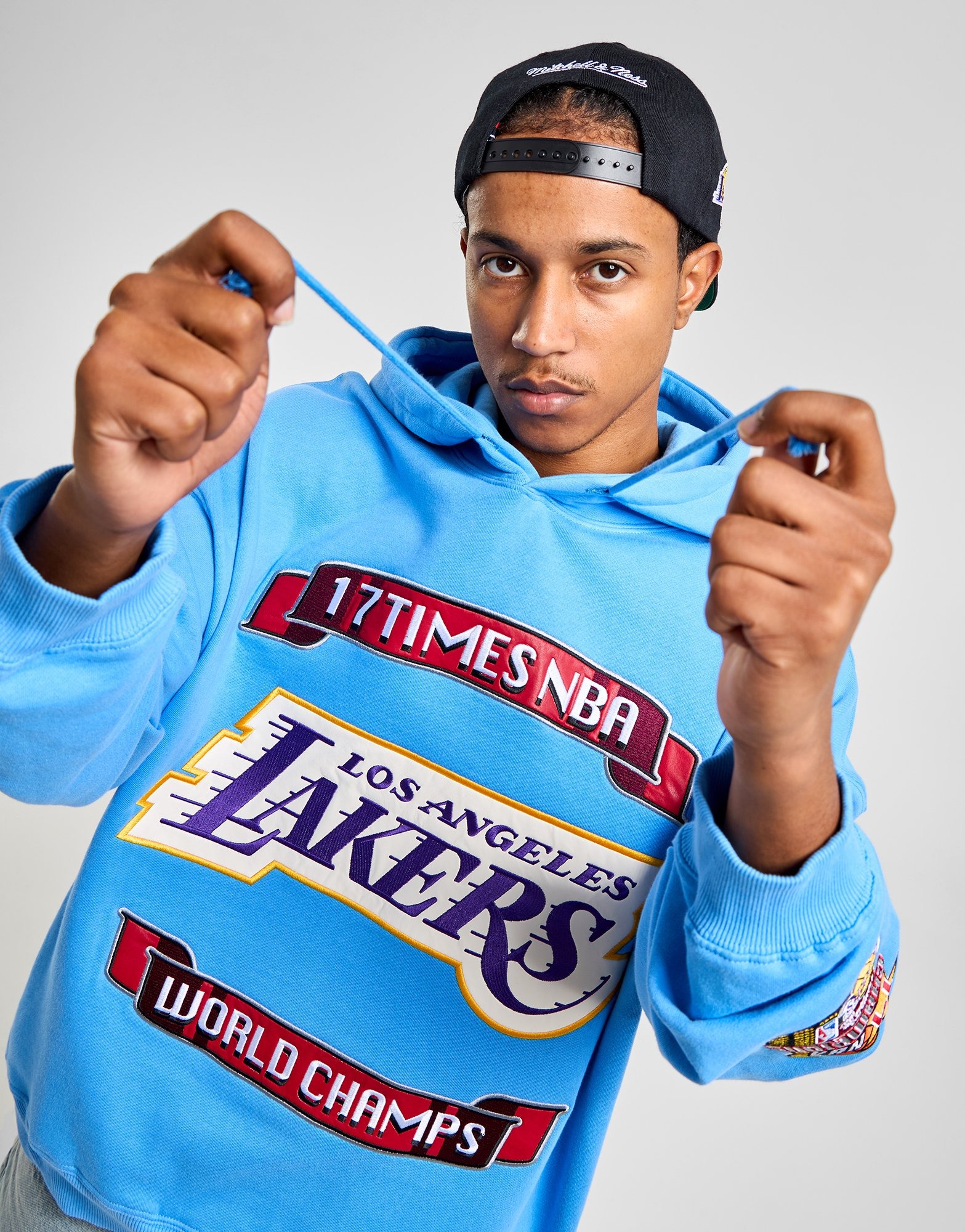 Boys lakers hoodie best sale
