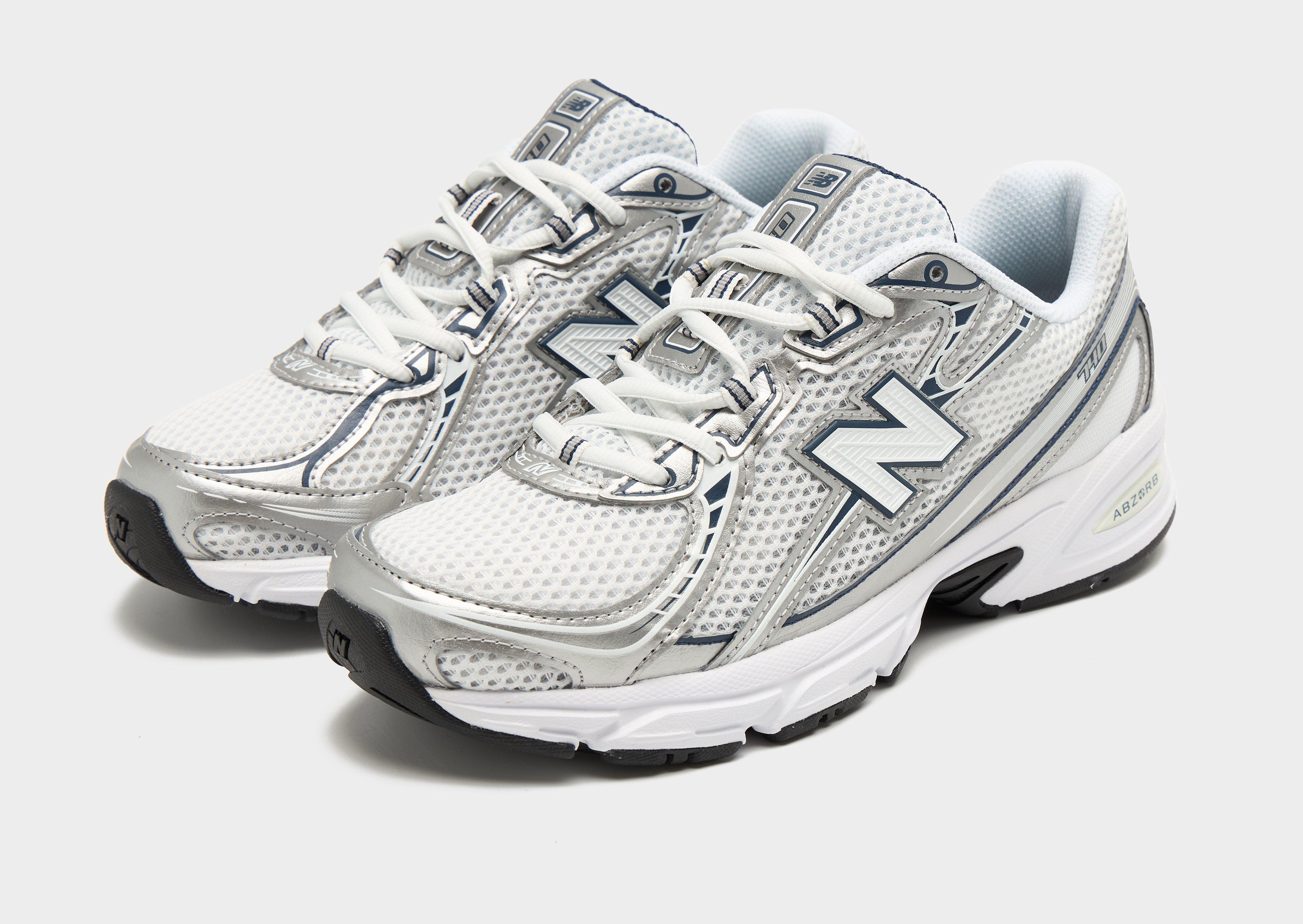 New Balance 740 Women's