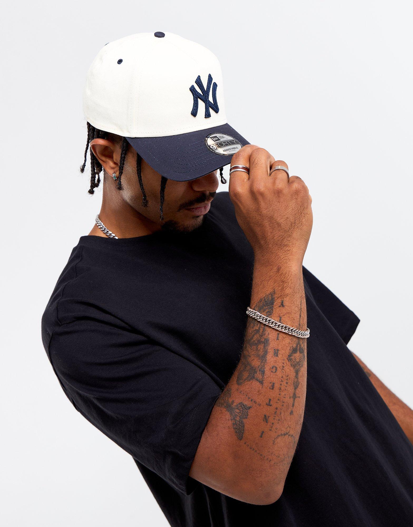 White yankees cap sales