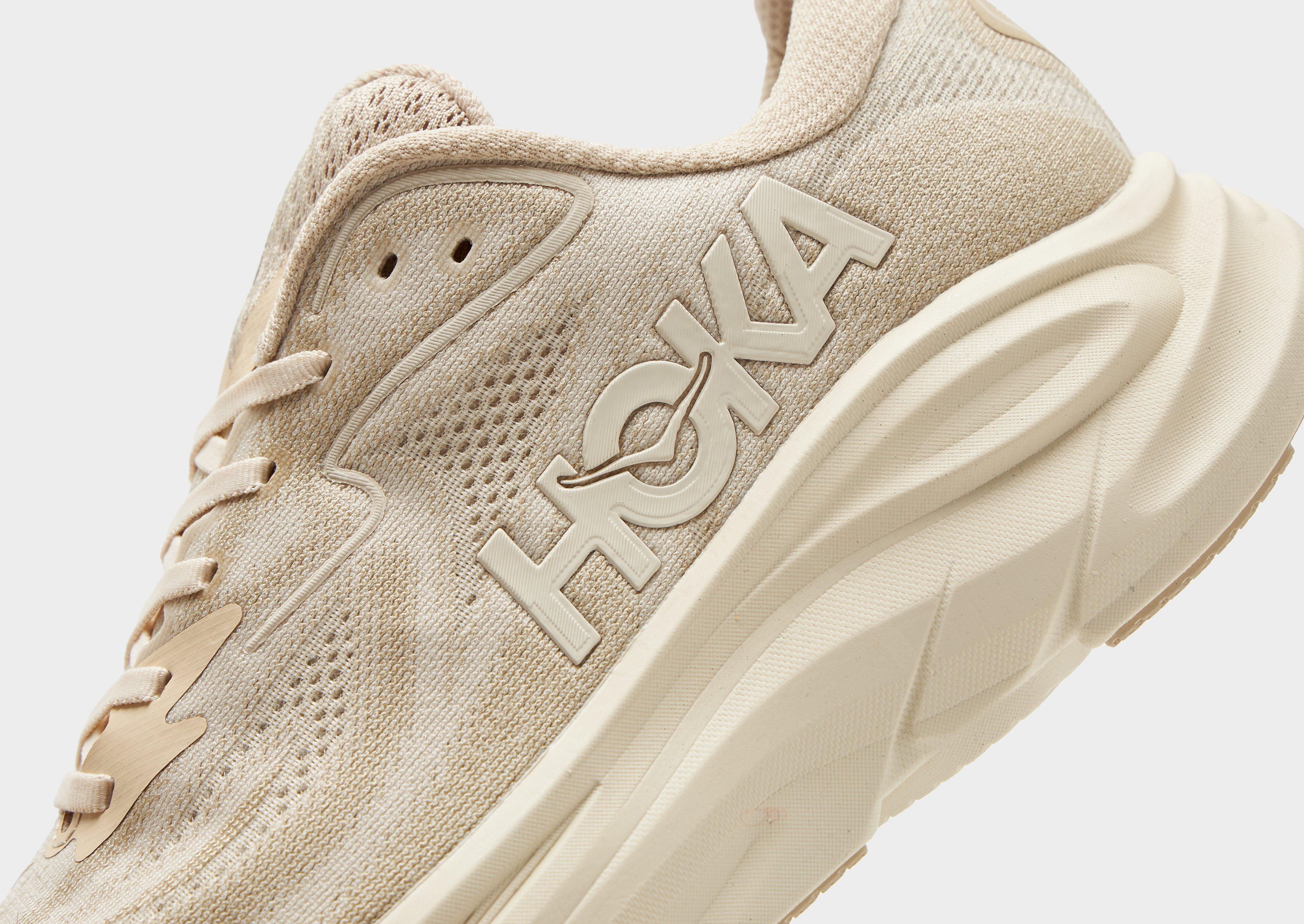 HOKA Clifton 10