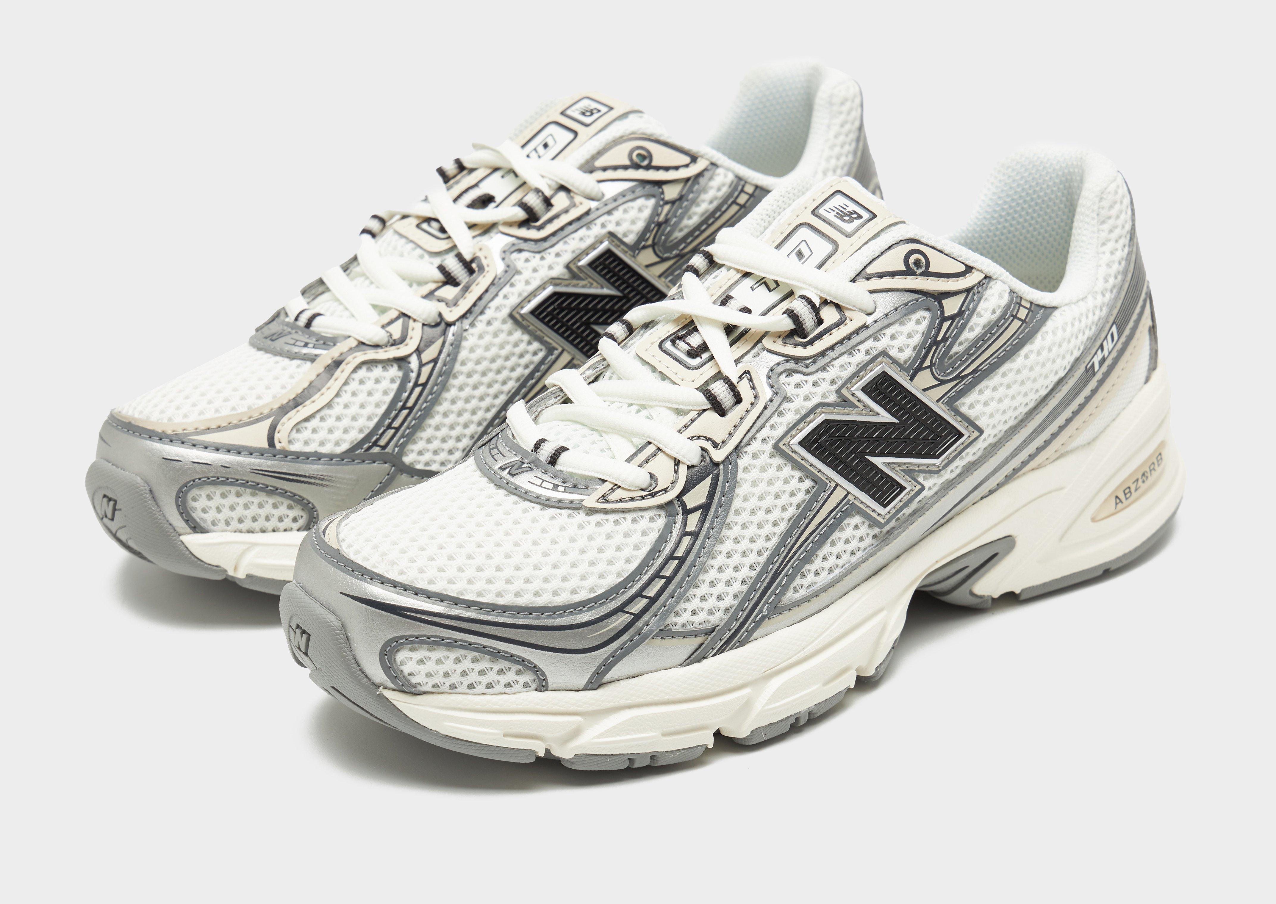 New Balance 740 Women's