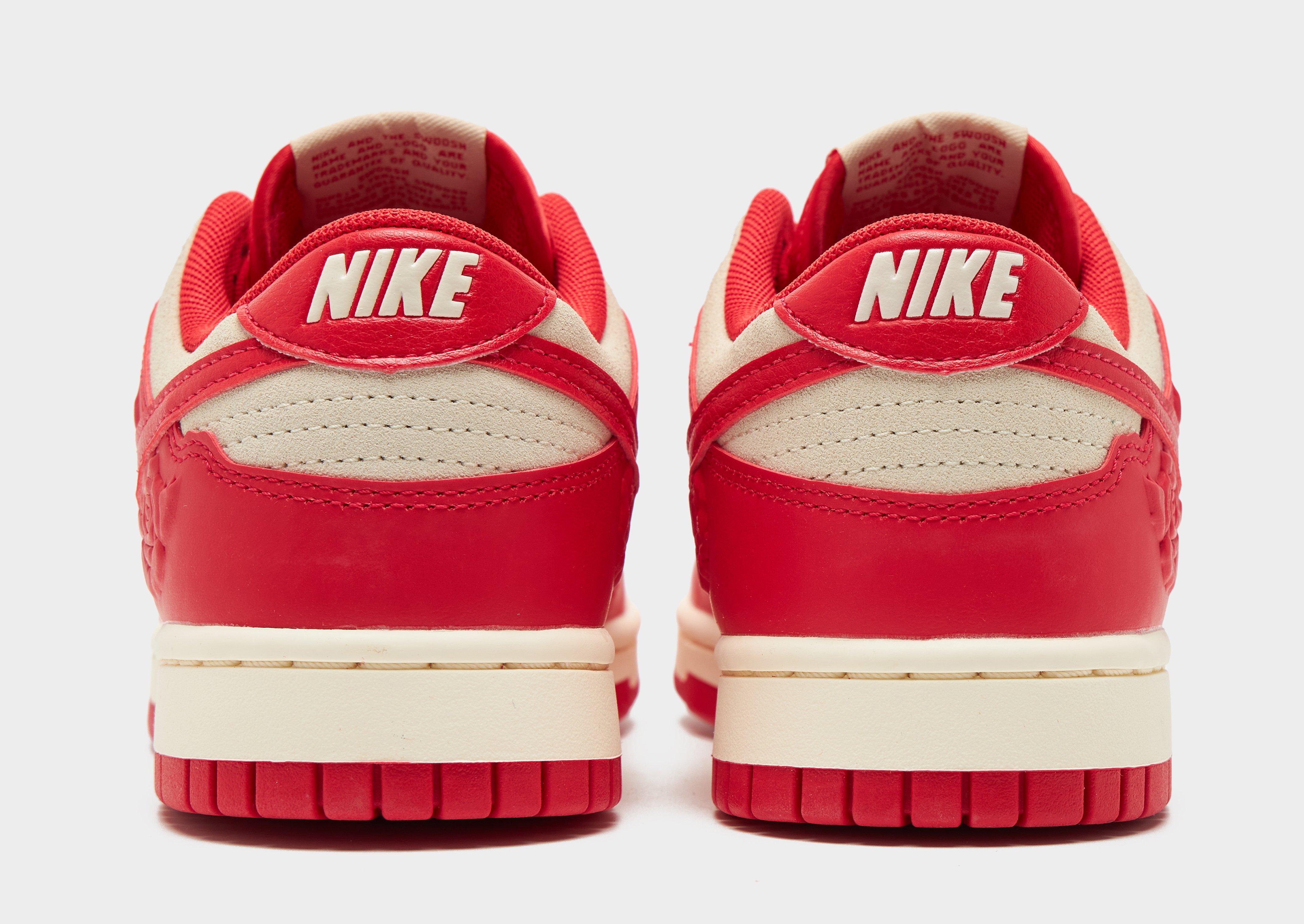 Nike Dunk Low 'Roses' Women's