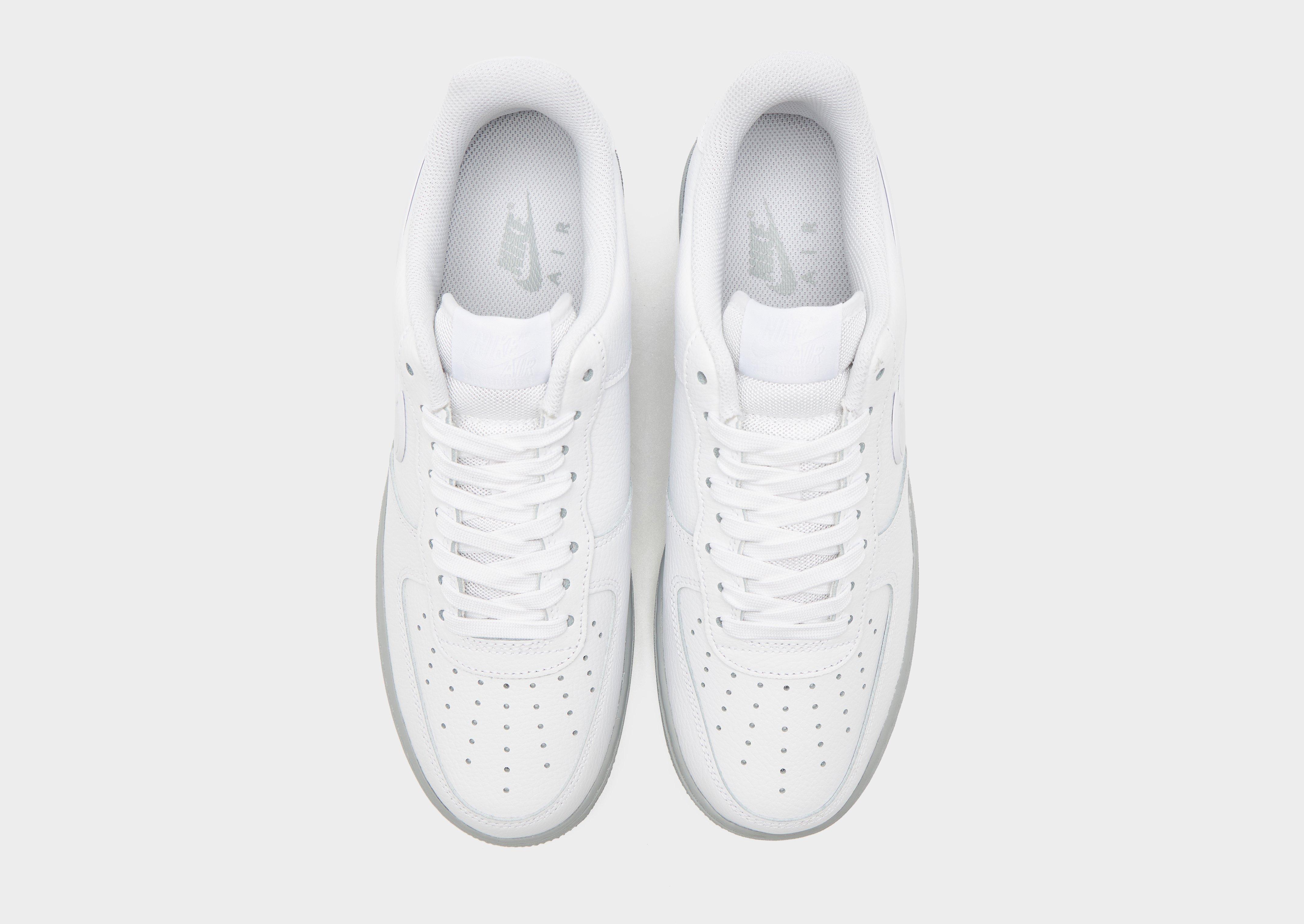 Nike Air Force 1 '07