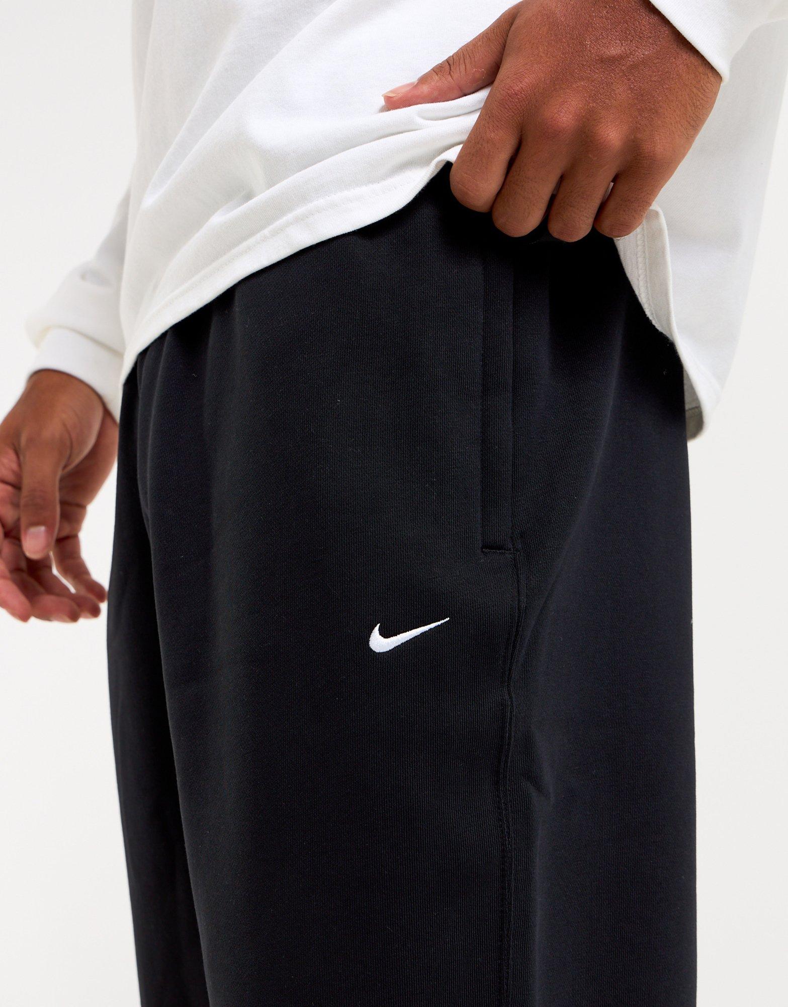 Nike Solo Swoosh Joggers