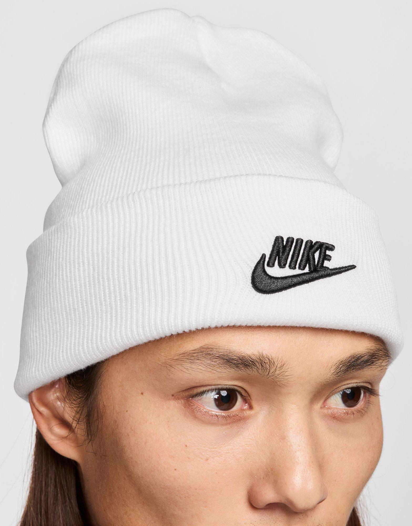 Nike Peak Beanie