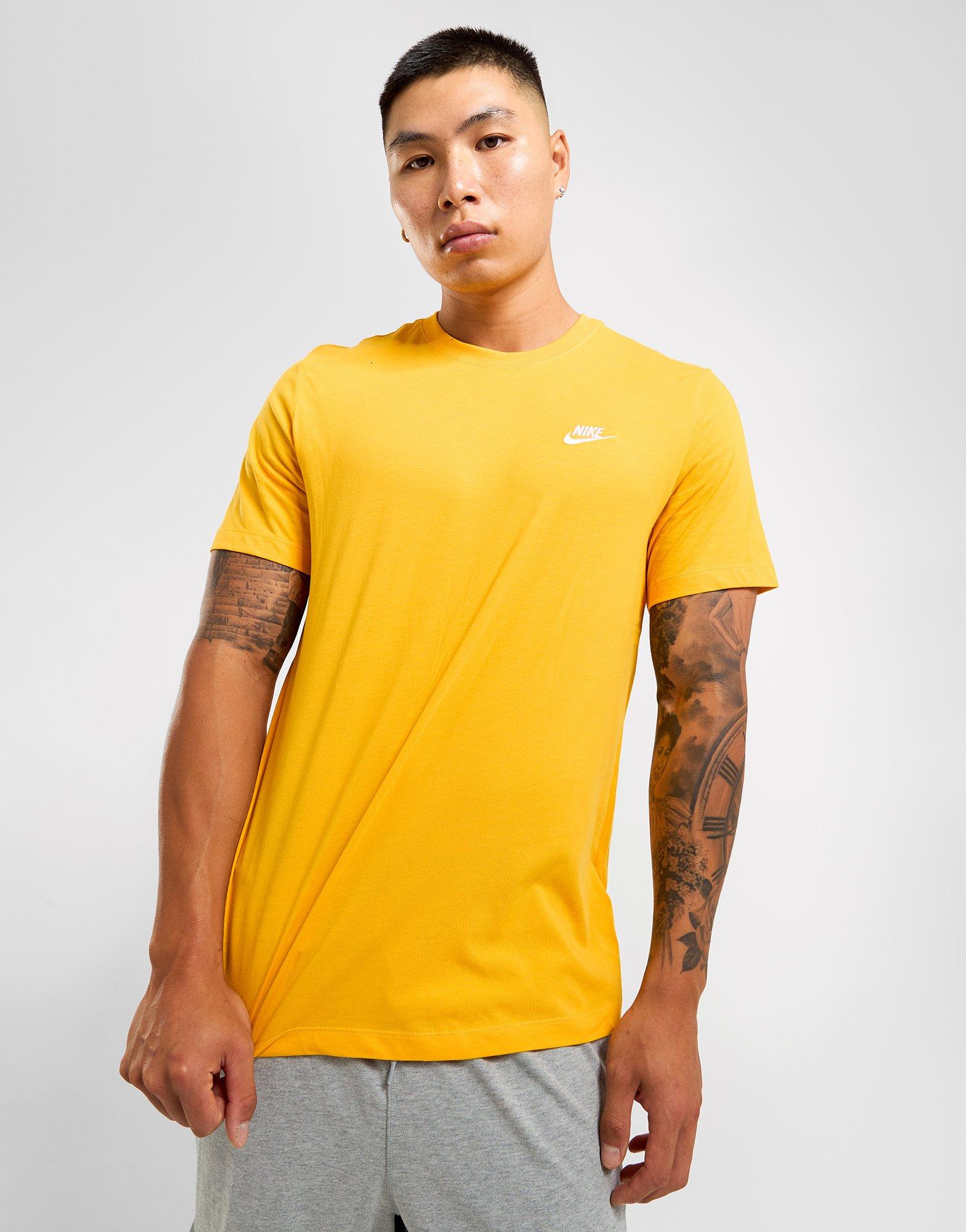 Nike Club T-Shirt