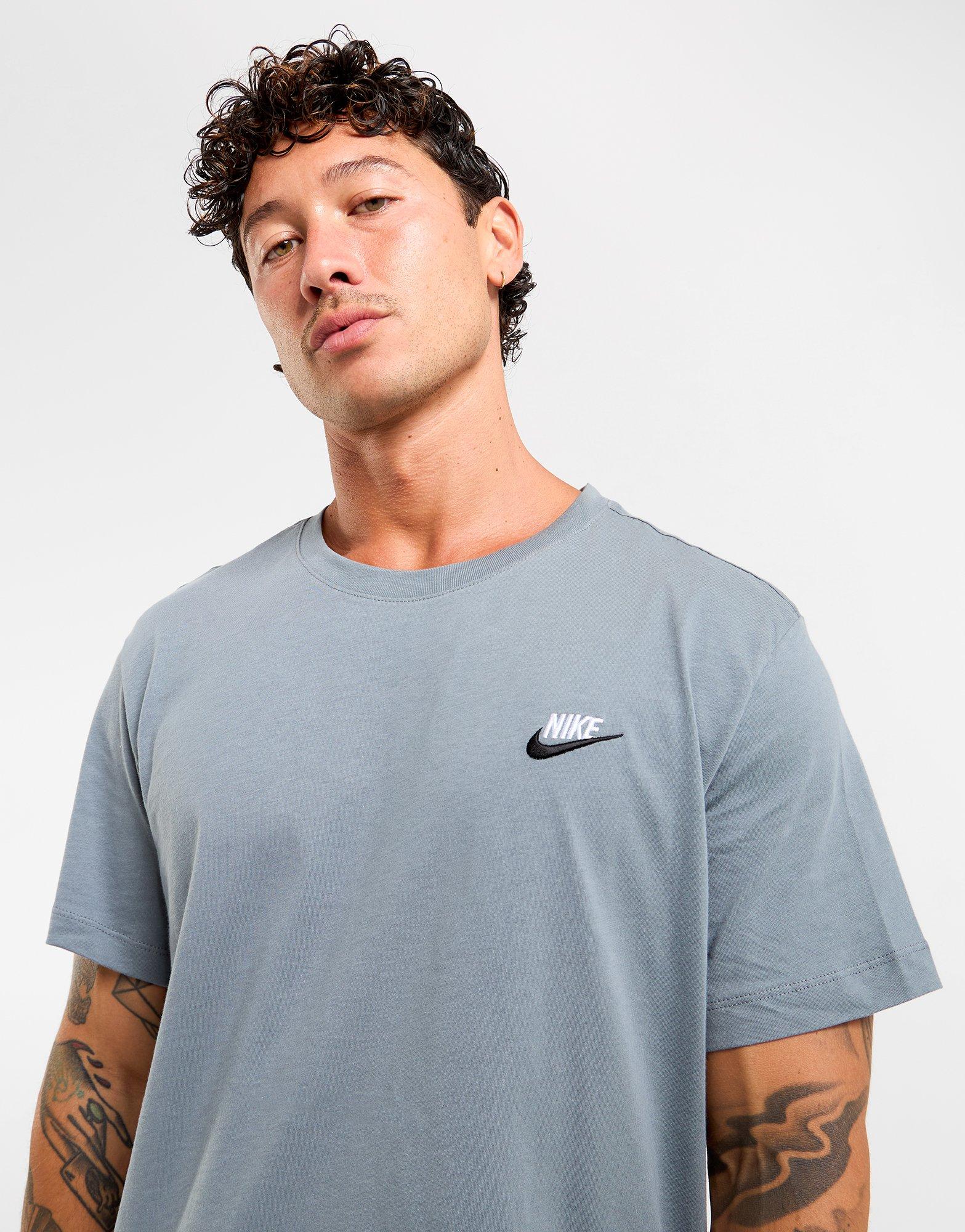 Nike Club T-Shirt