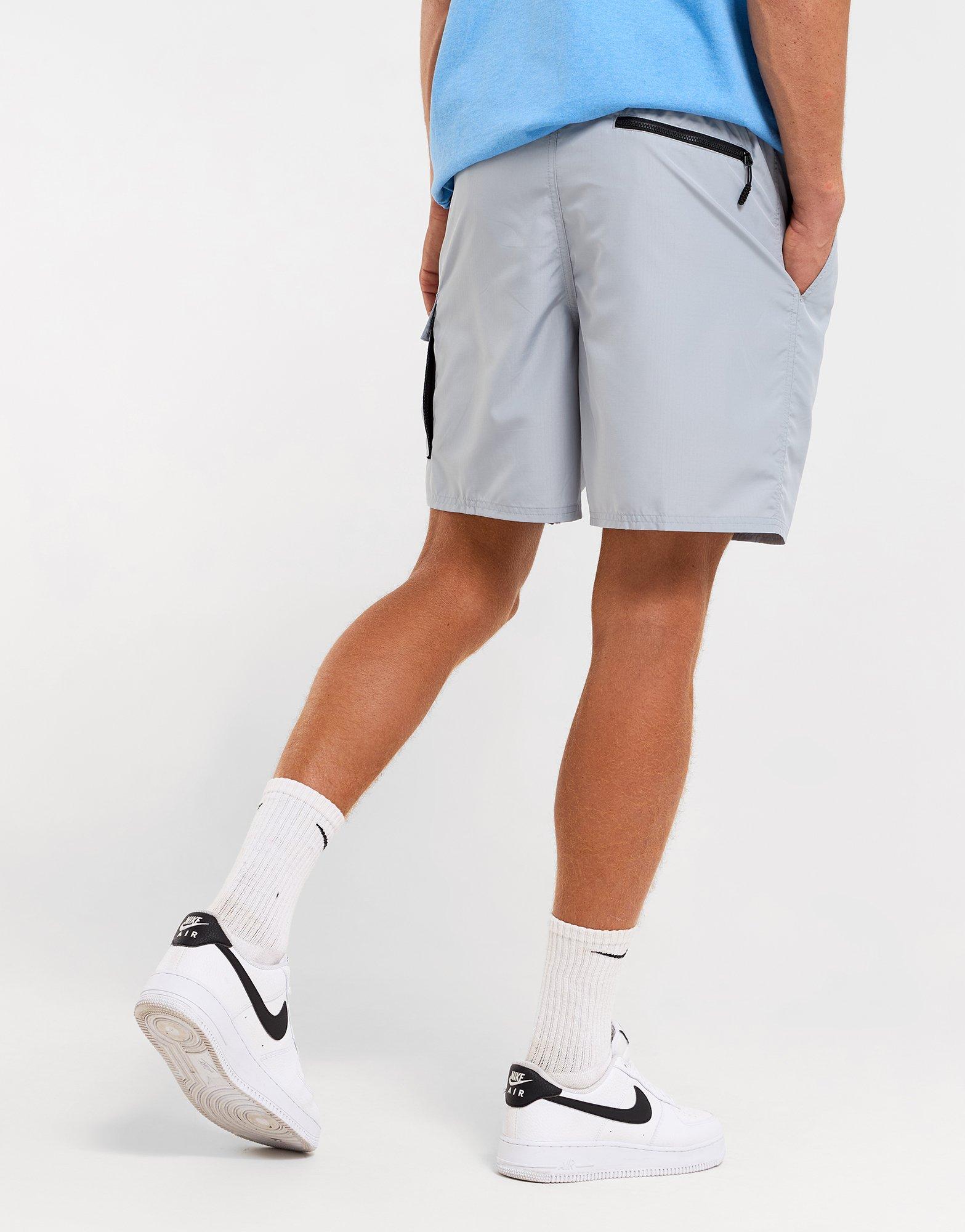 Nike Voyage Cargo Shorts