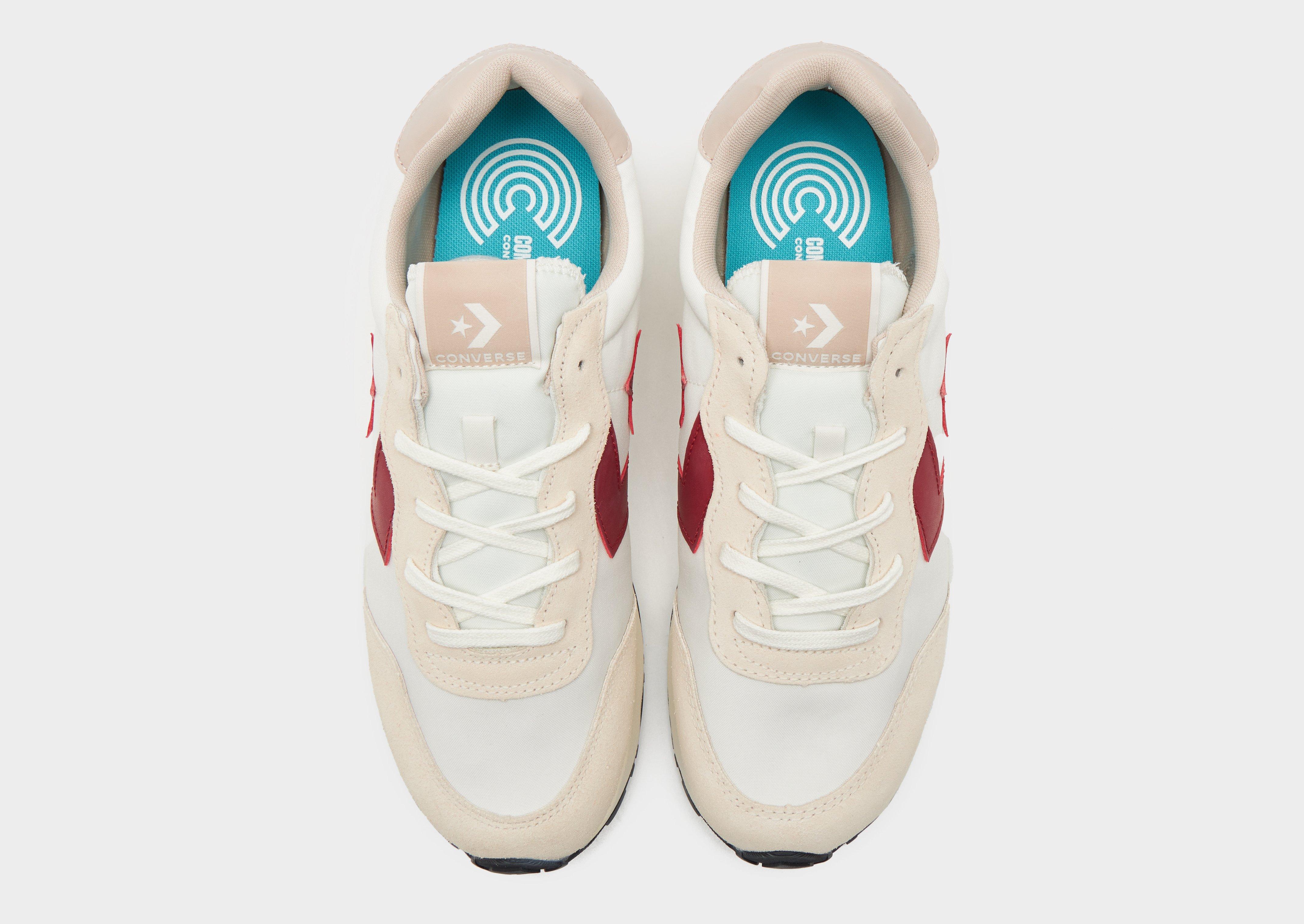 Converse Omega Trainer