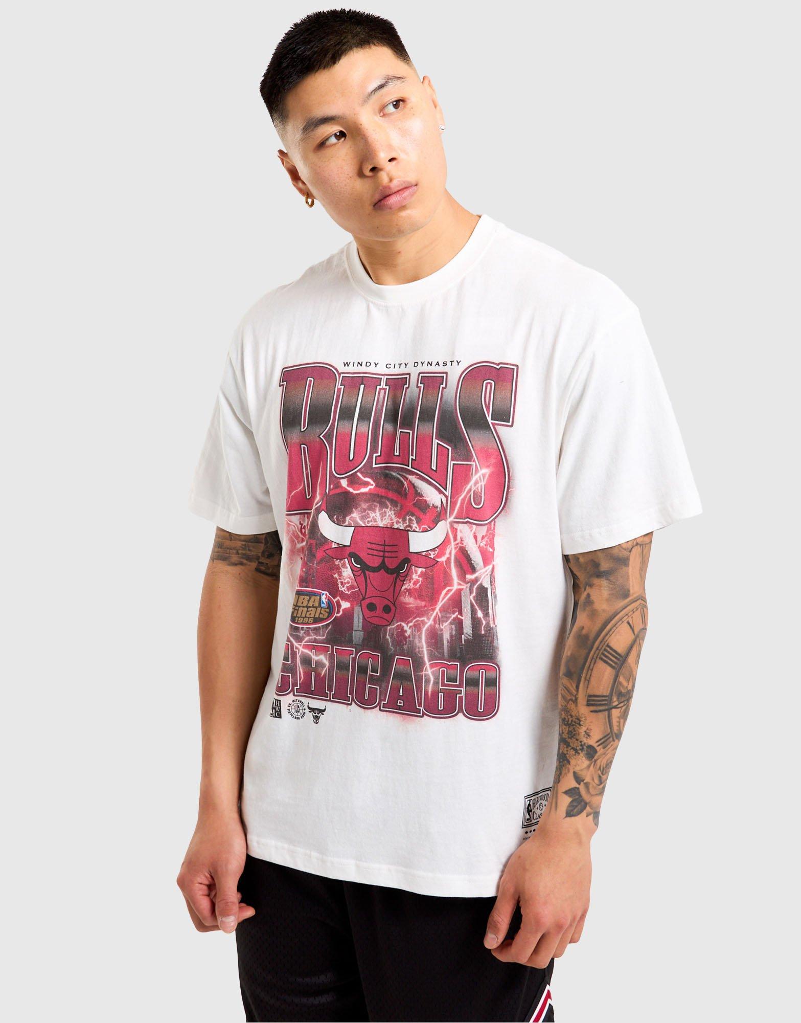Mitchell & Ness Chicago Bulls Strike T-Shirt