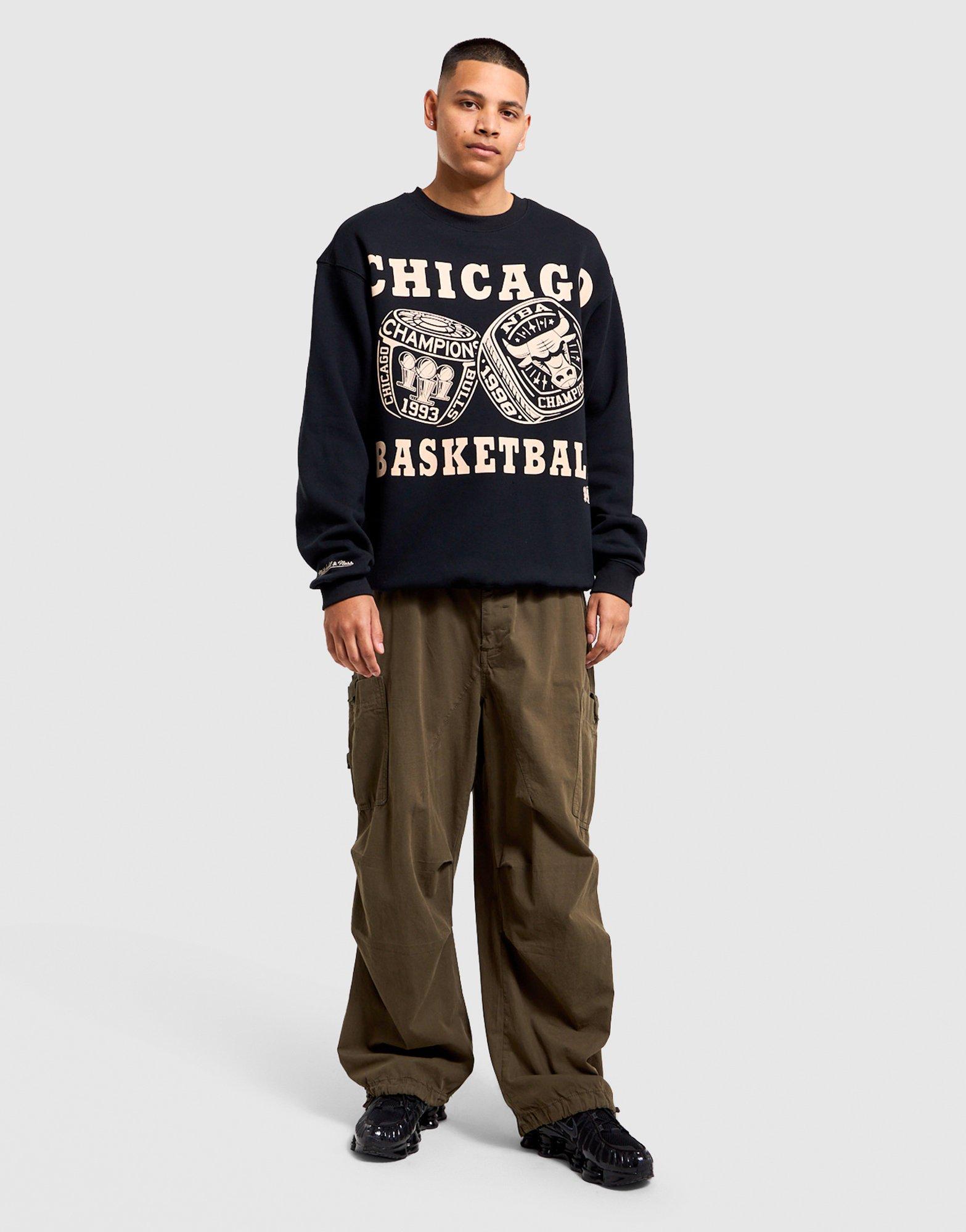 Mitchell & Ness Bulls World Champs Sweatshirt