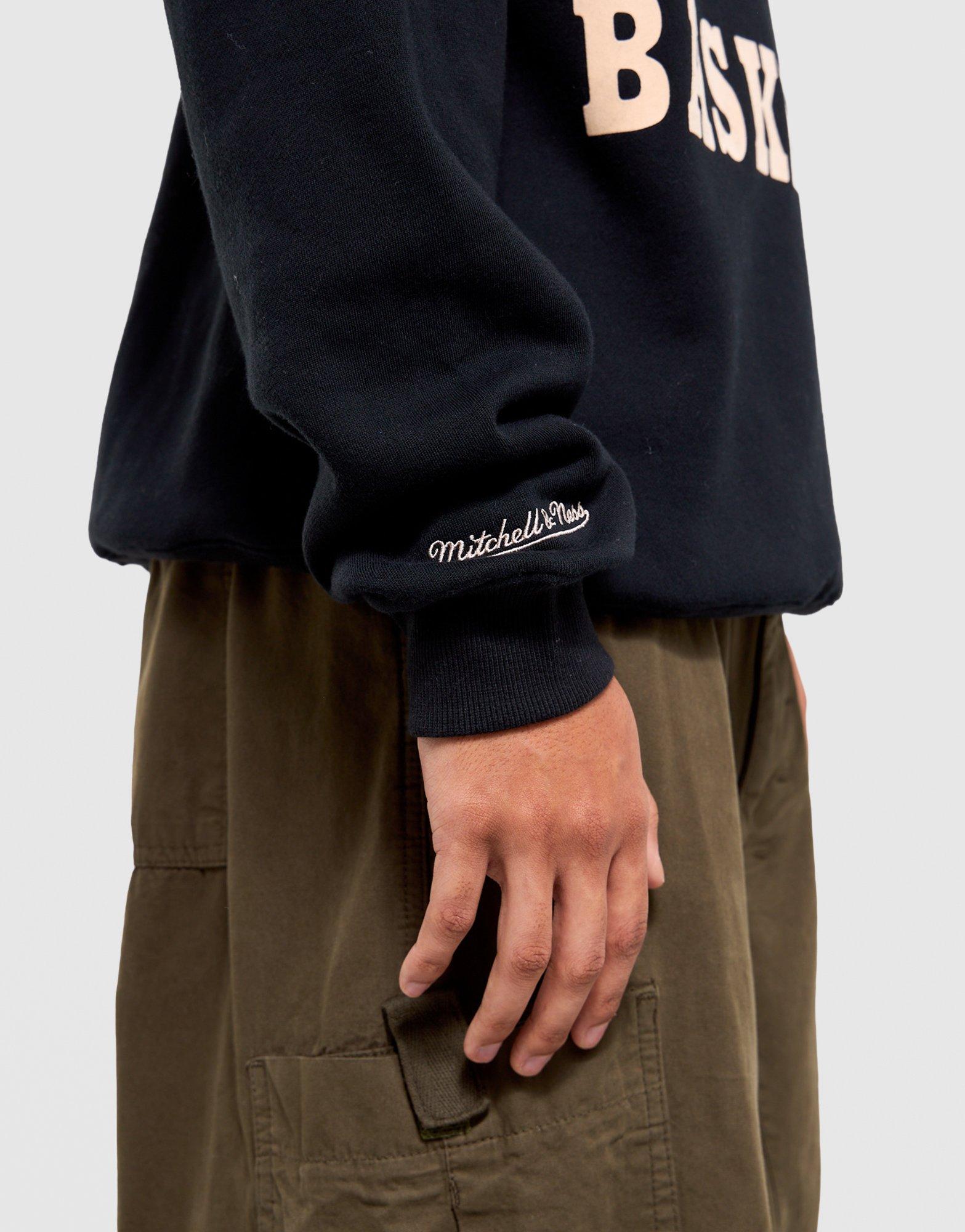 Mitchell & Ness Bulls World Champs Sweatshirt