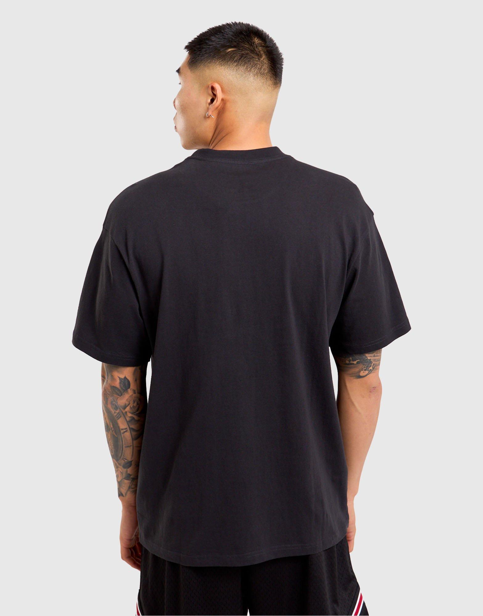 Mitchell & Ness Pinnacle Bulls T-Shirt