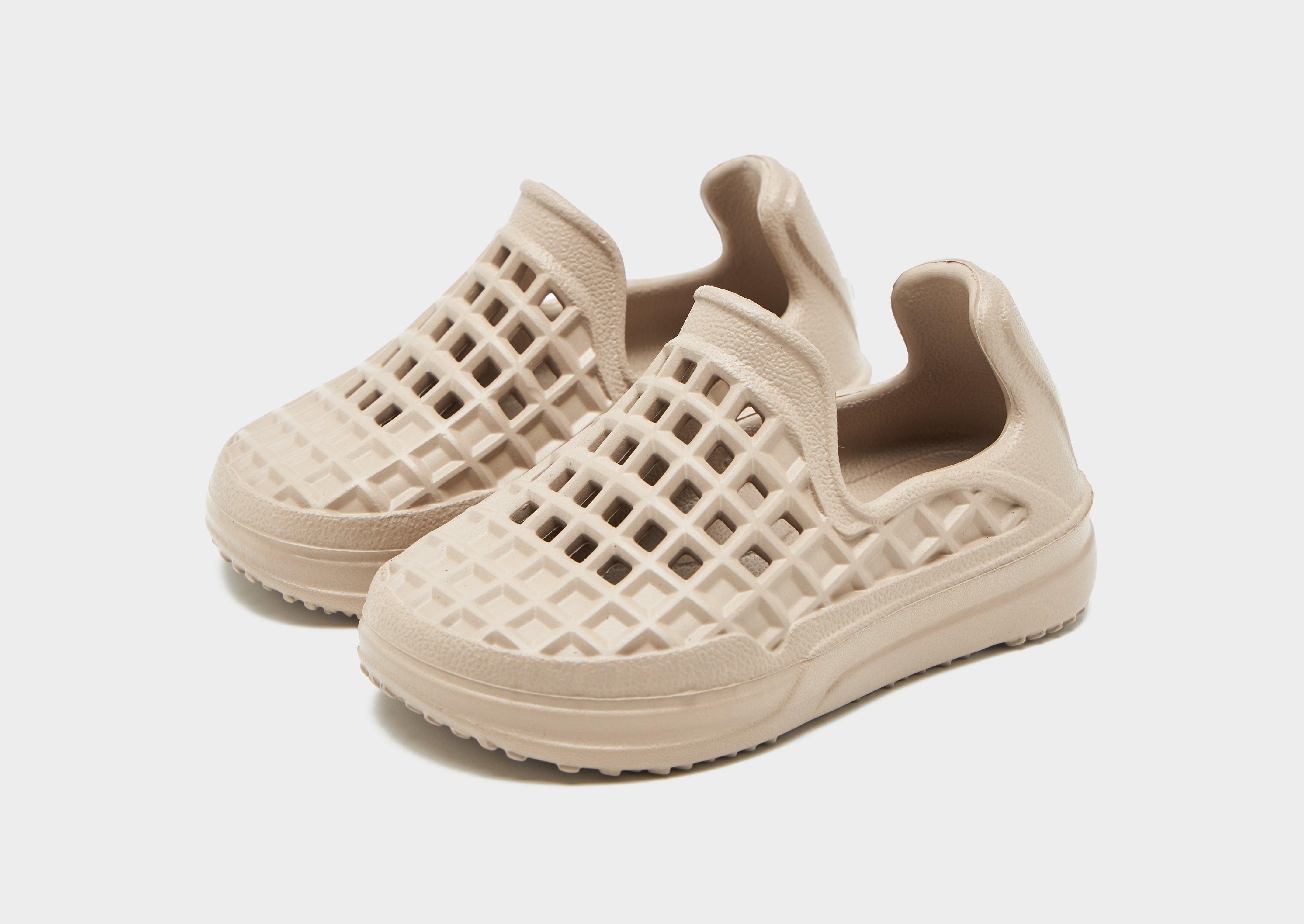 Lusso Cloud Scenario Slides Infant's