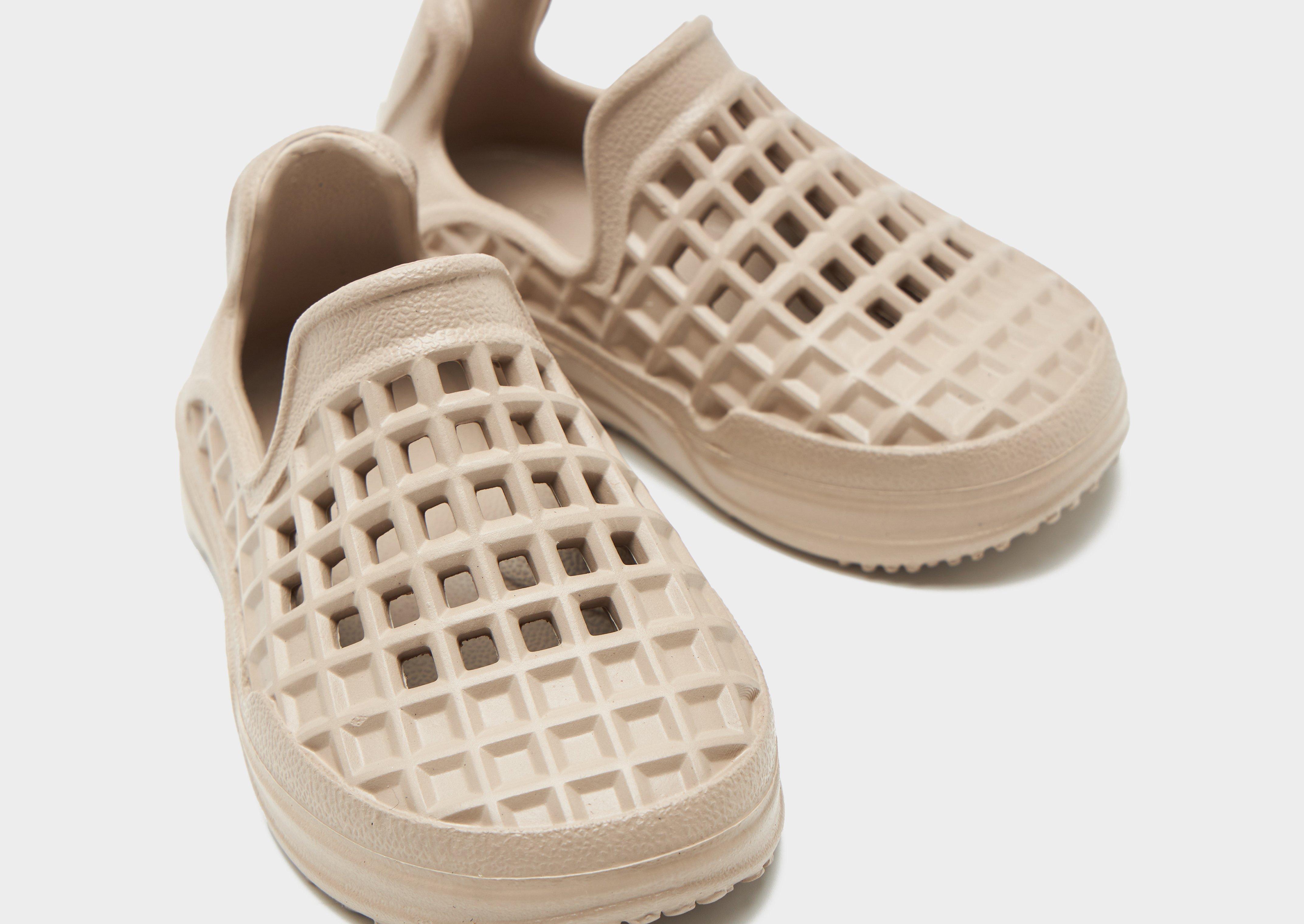 Lusso Cloud Scenario Slides Infant's