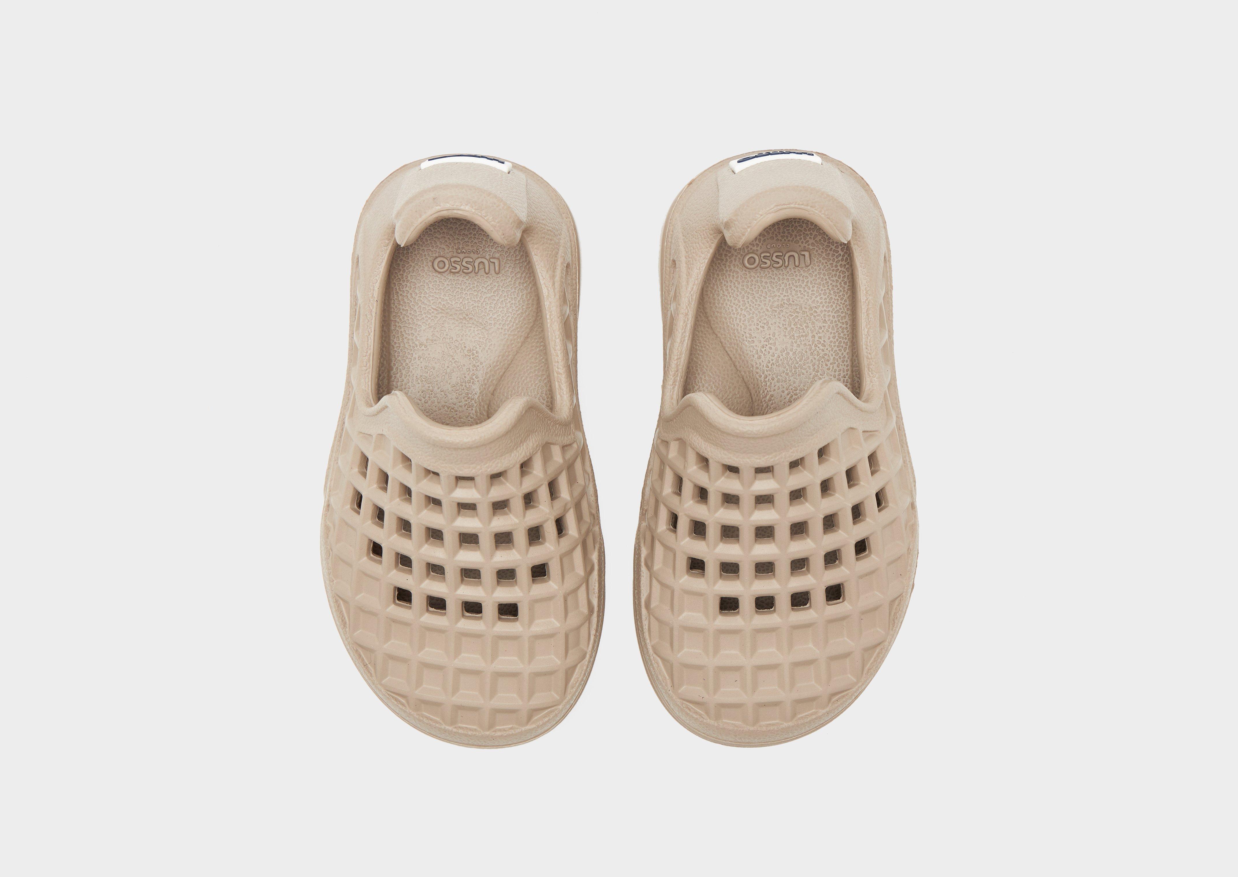 Lusso Cloud Scenario Slides Infant's