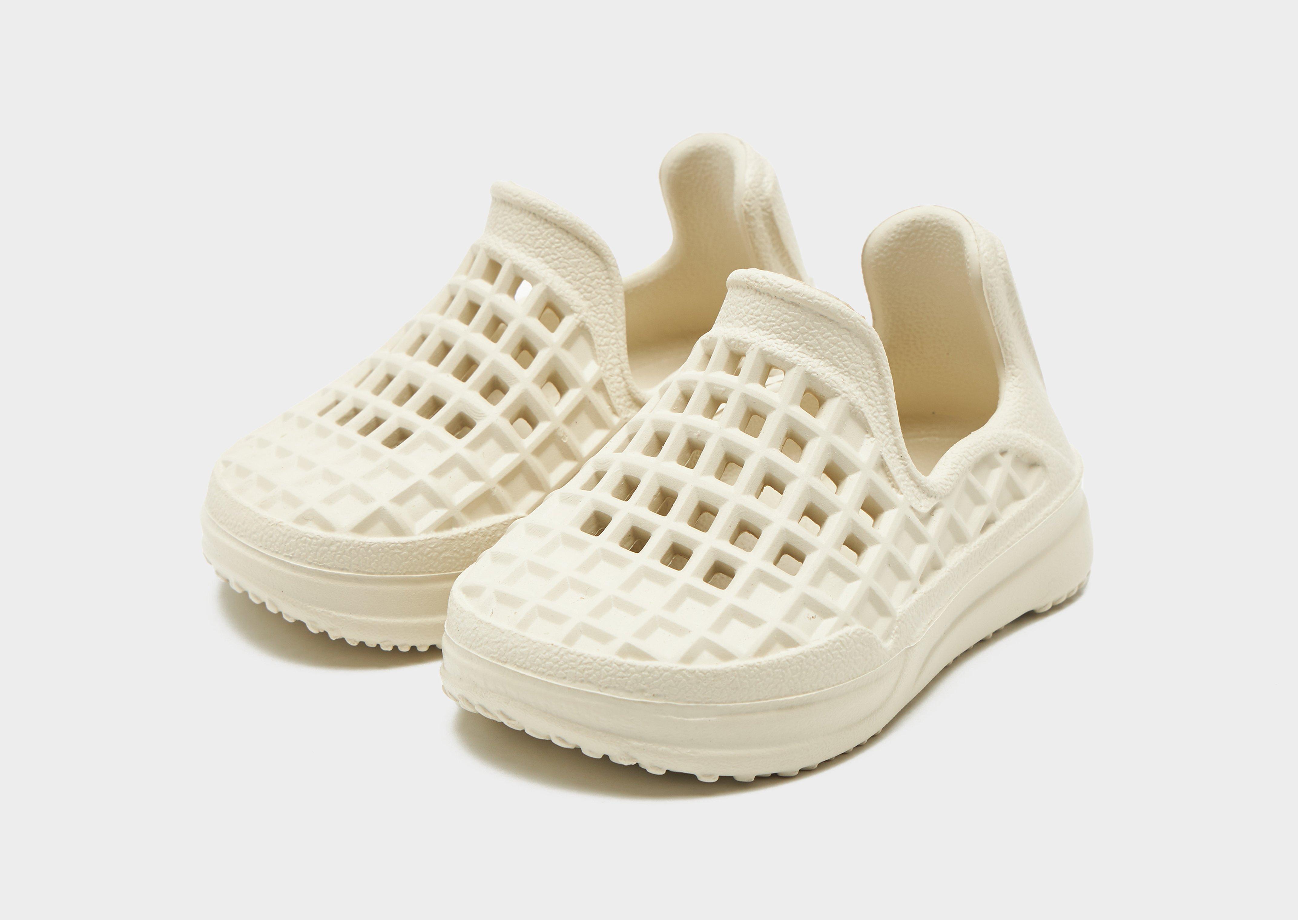 Lusso Cloud Scenario Slides Infant's