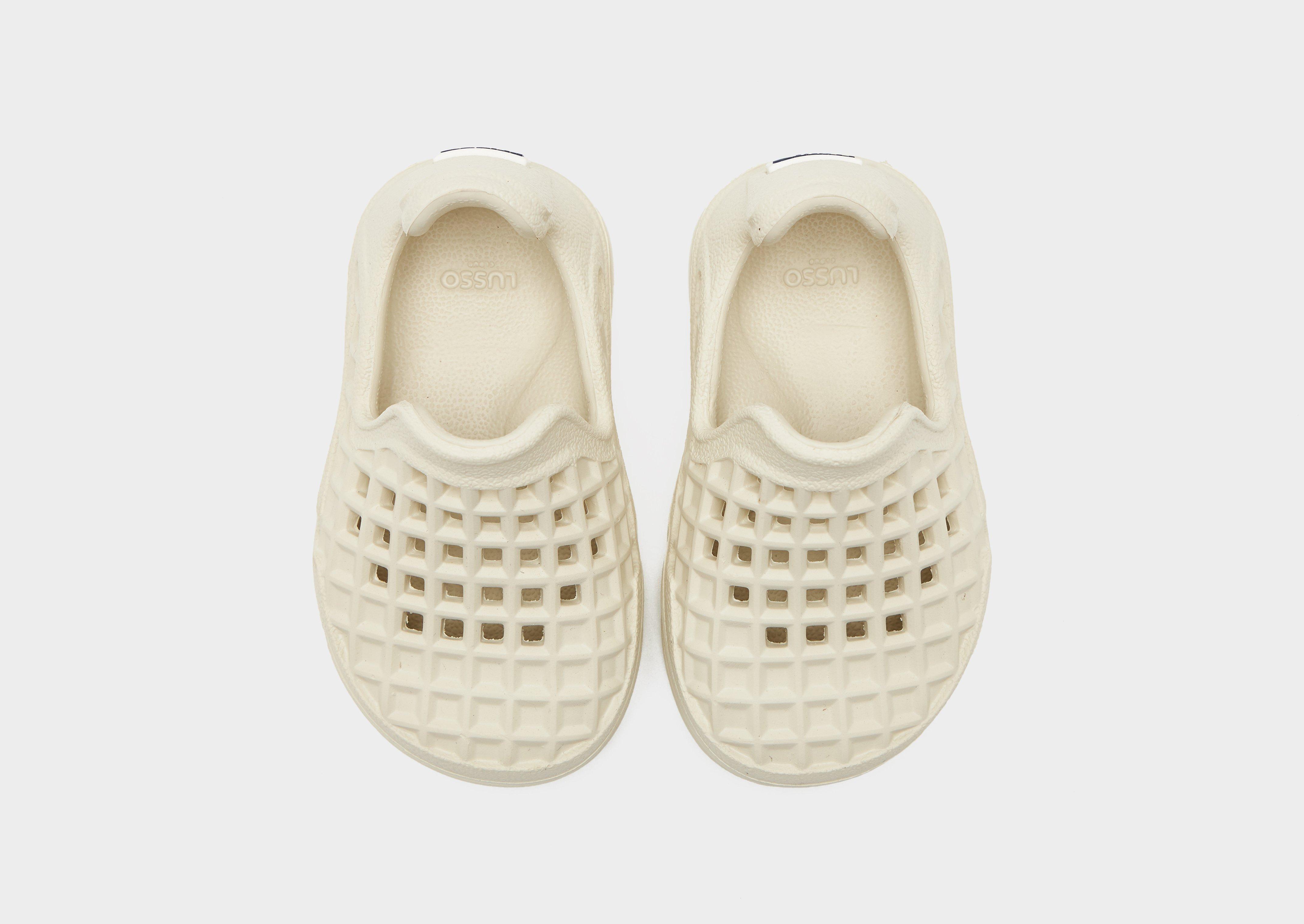 Lusso Cloud Scenario Slides Infant's