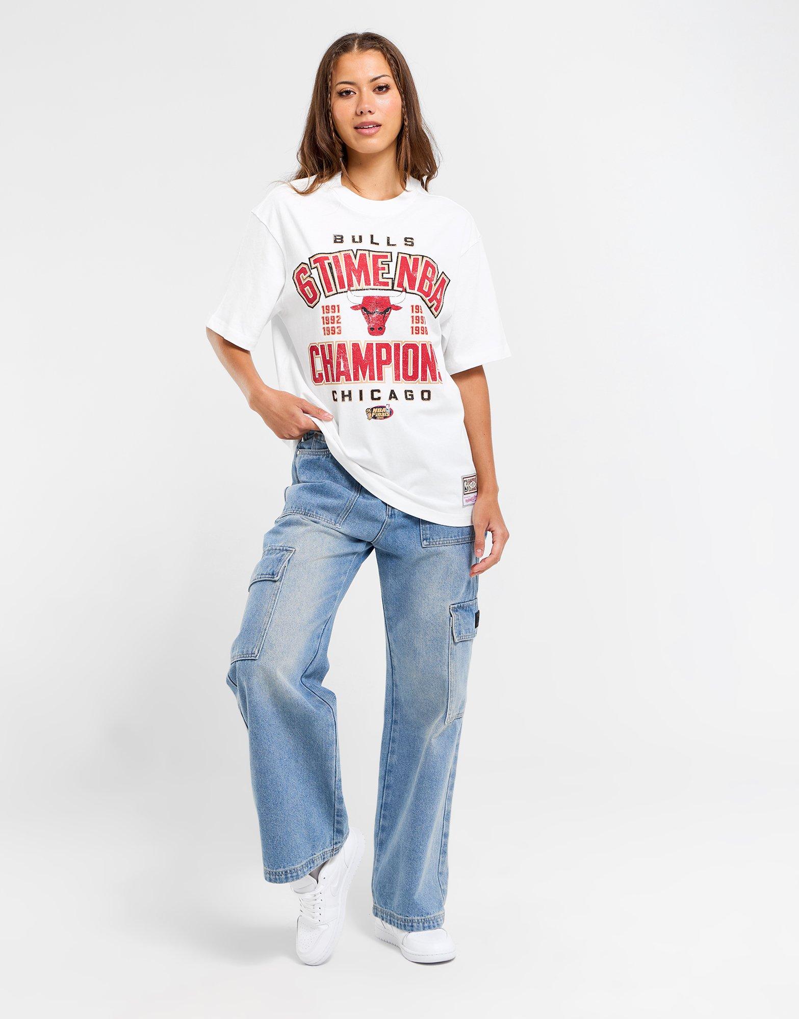 Mitchell & Ness Chicago Bulls Oversized T-Shirt